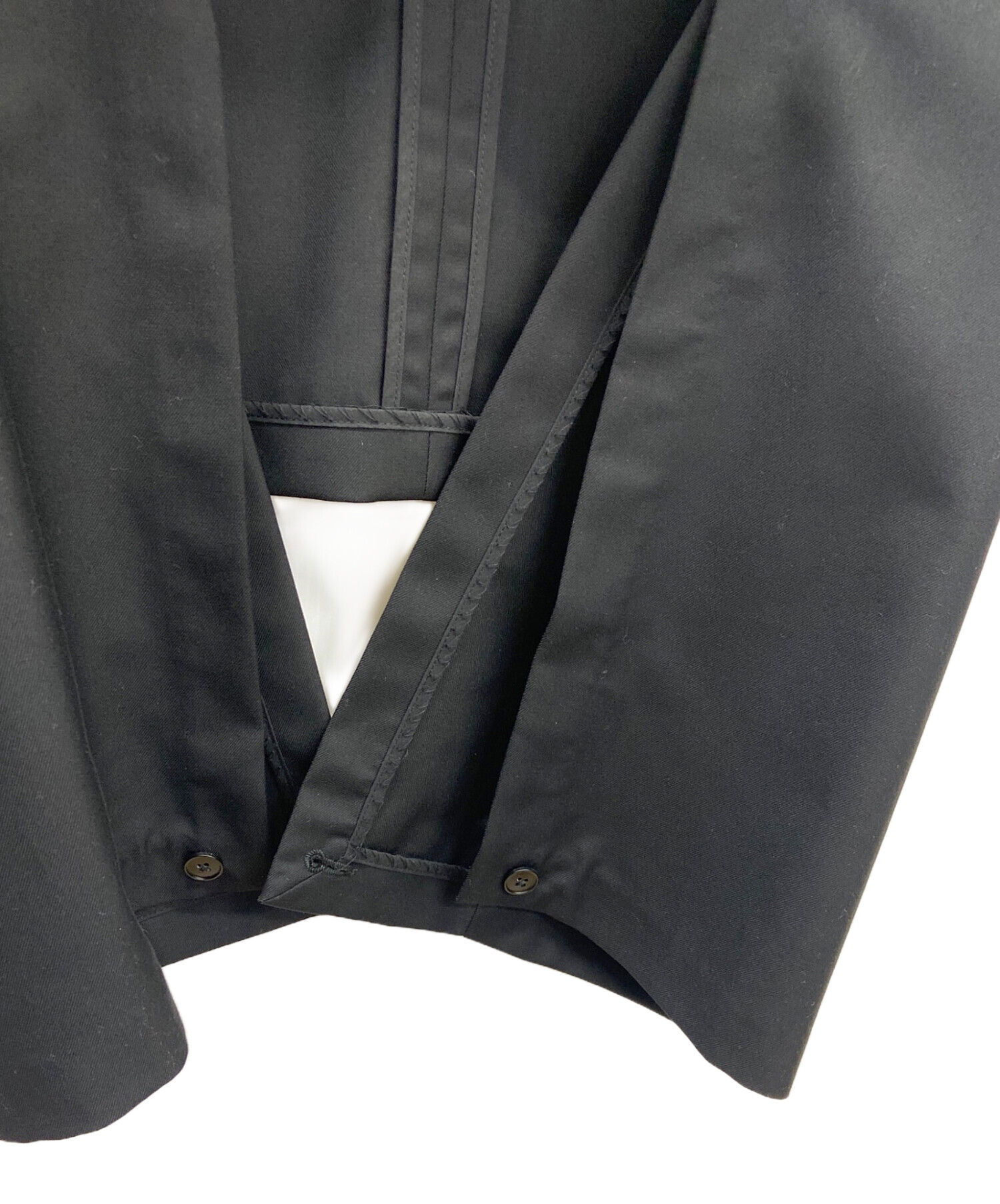 中古・古着通販】HARE (ハレ) Ado (アド) ソデスリットショート