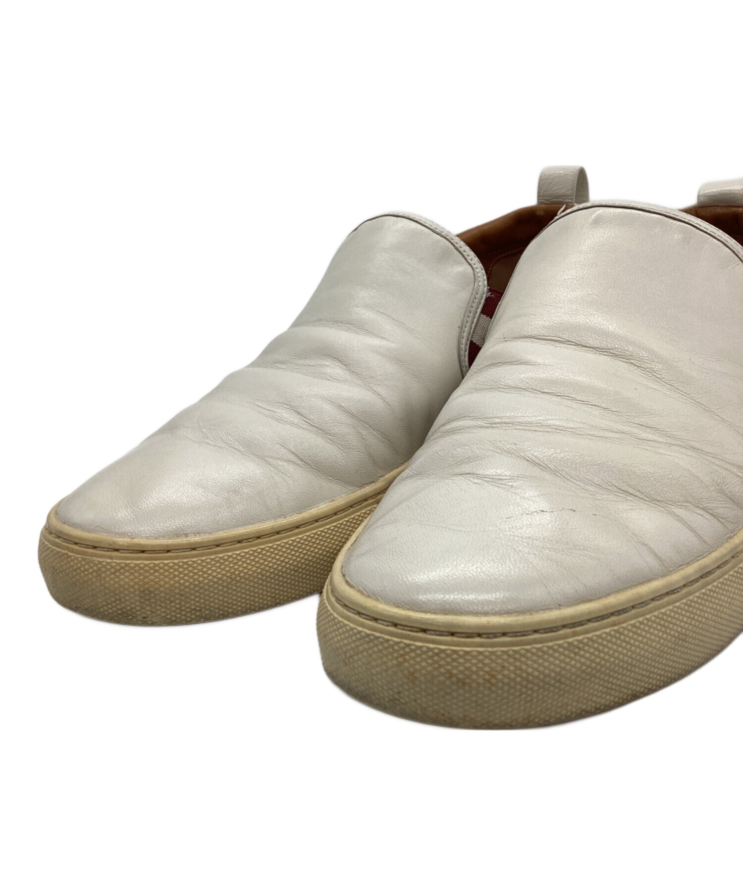 中古・古着通販】BALLY (バリー) BALLY スリッポン ホワイト×レッド