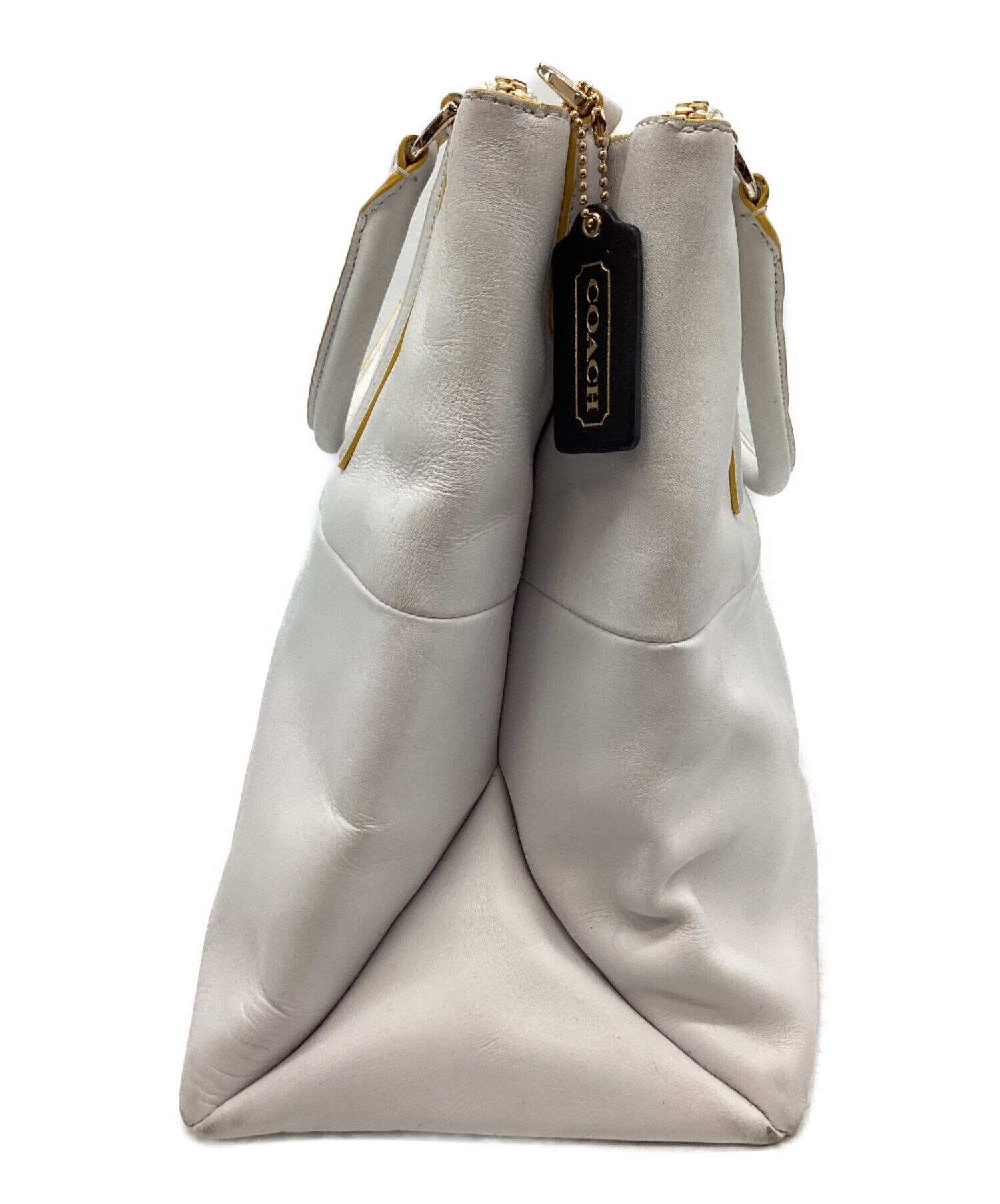 未使用 COACH コーチ ハンドバッグ バッグ 中古・古着通販】COACH (コーチ) COACH ボローバッグ ホワイト