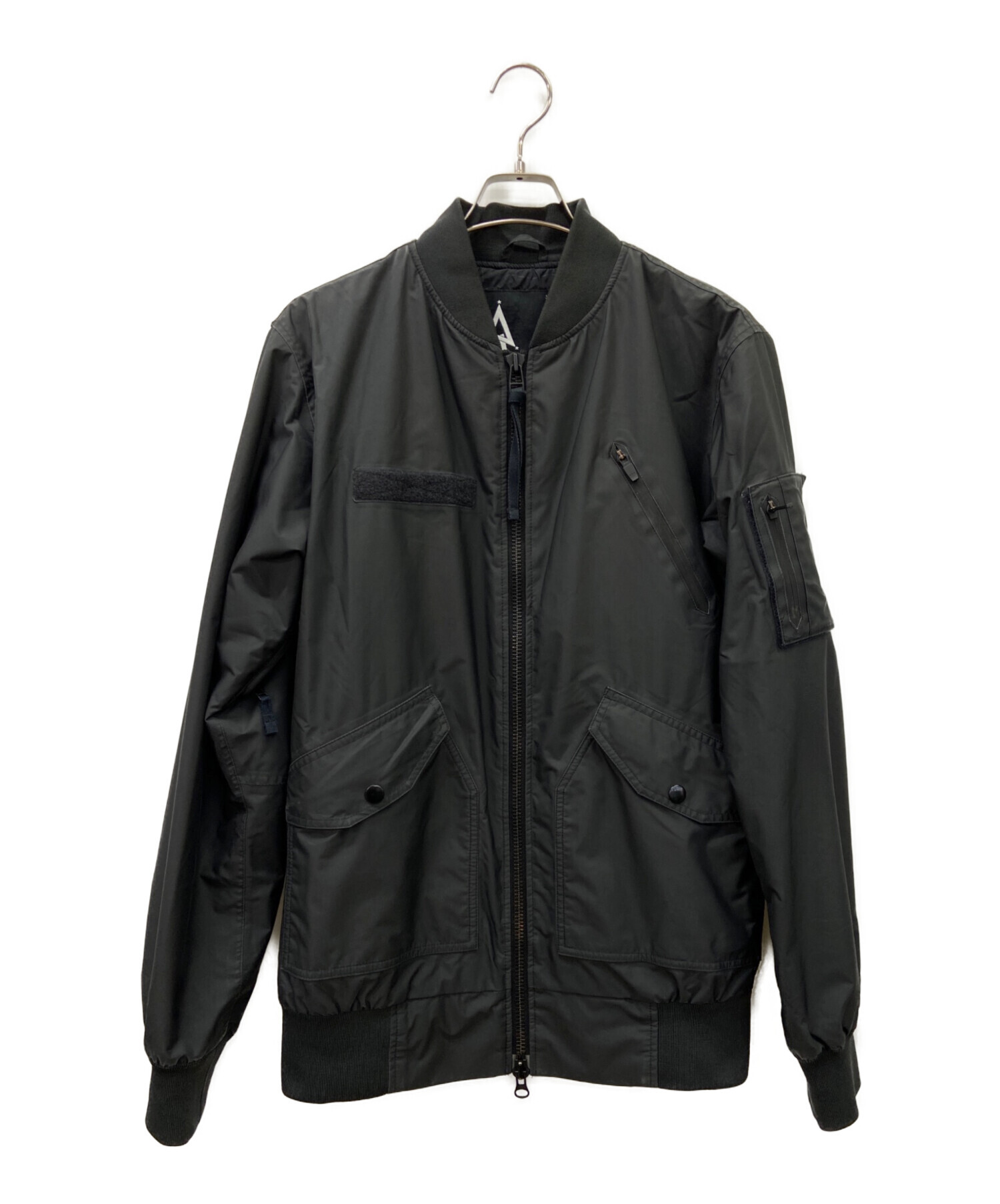 中古・古着通販】BURTON UNDEFEATED (アンディフィーテッド) ALPHA