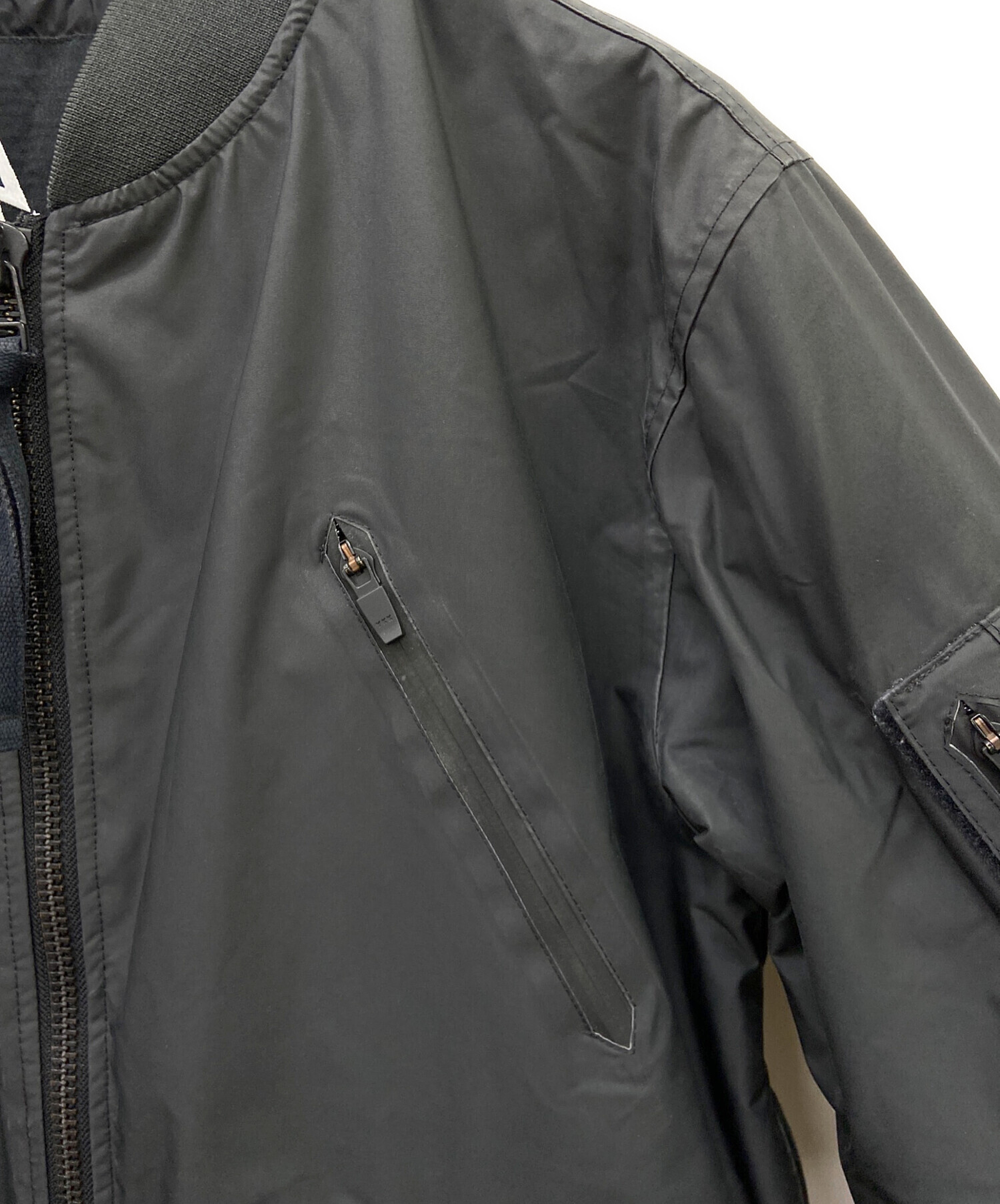 中古・古着通販】BURTON UNDEFEATED (アンディフィーテッド) ALPHA