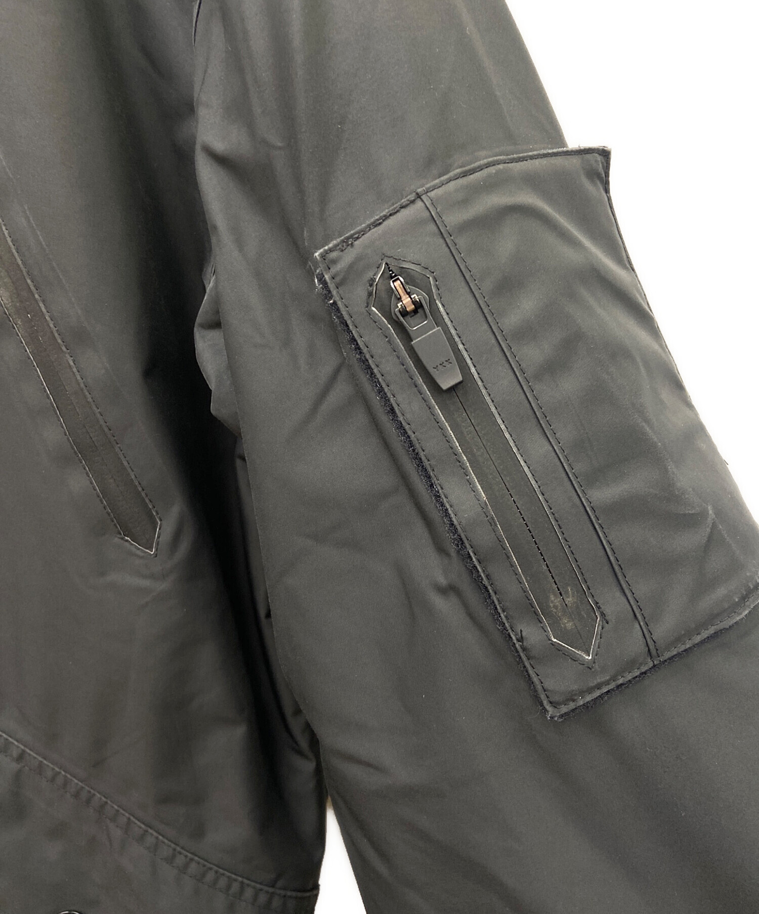 中古・古着通販】BURTON UNDEFEATED (アンディフィーテッド) ALPHA