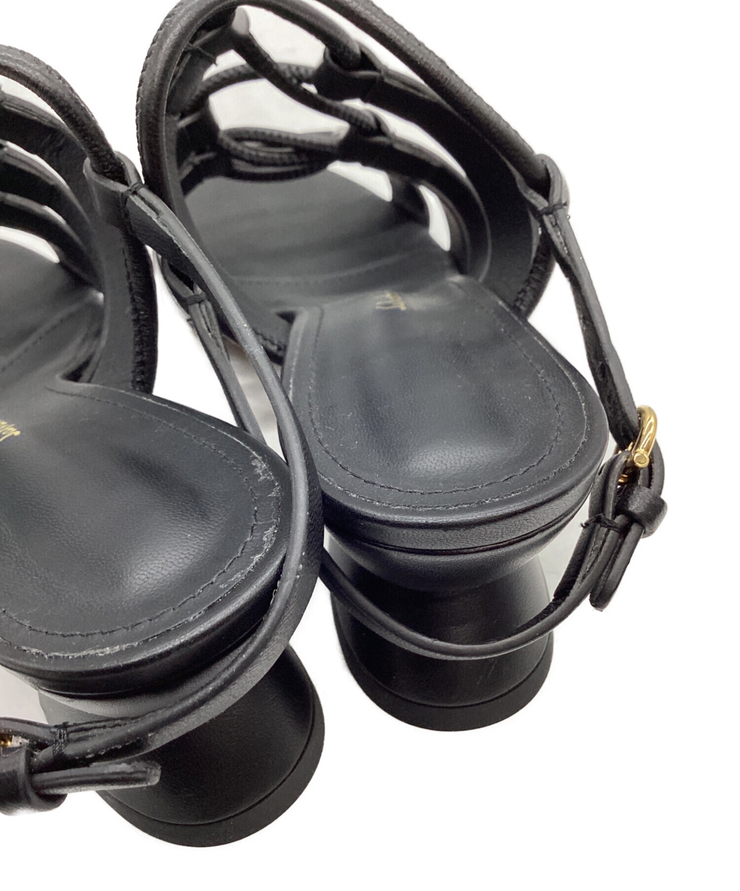 Salvatore Ferragamo サンダル4D 美品 中古・古着通販】Salvatore Ferragamo (サルヴァトーレ フェラガモ