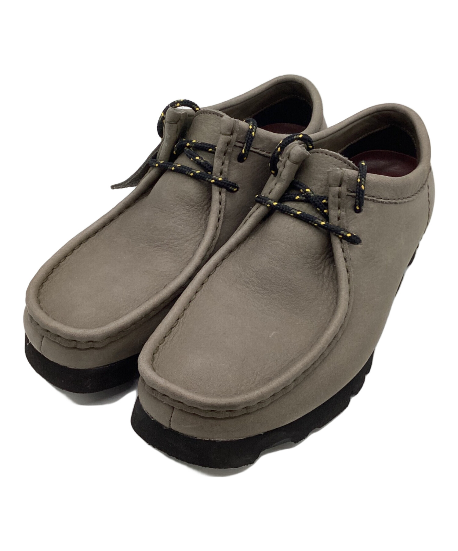 【美品】clarks　WALLABEE　カーキ 2024年 8月下旬 発売】BEAUTY&YOUTH × CLARKS ORIGINALS 別注 WALLABEE