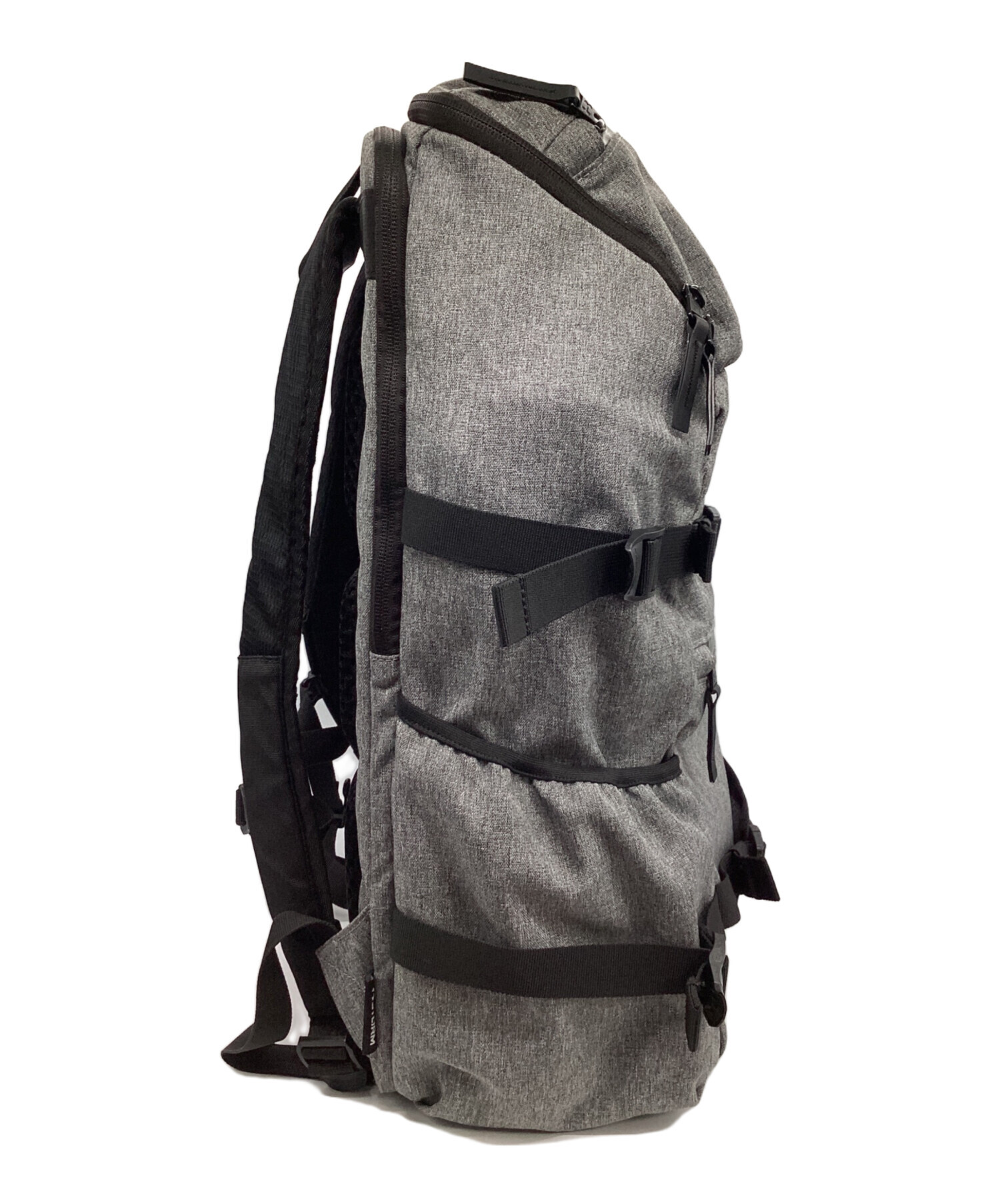 アンダーアーマー バックパック グレー 中古・古着通販 UNDER ARMOUR 