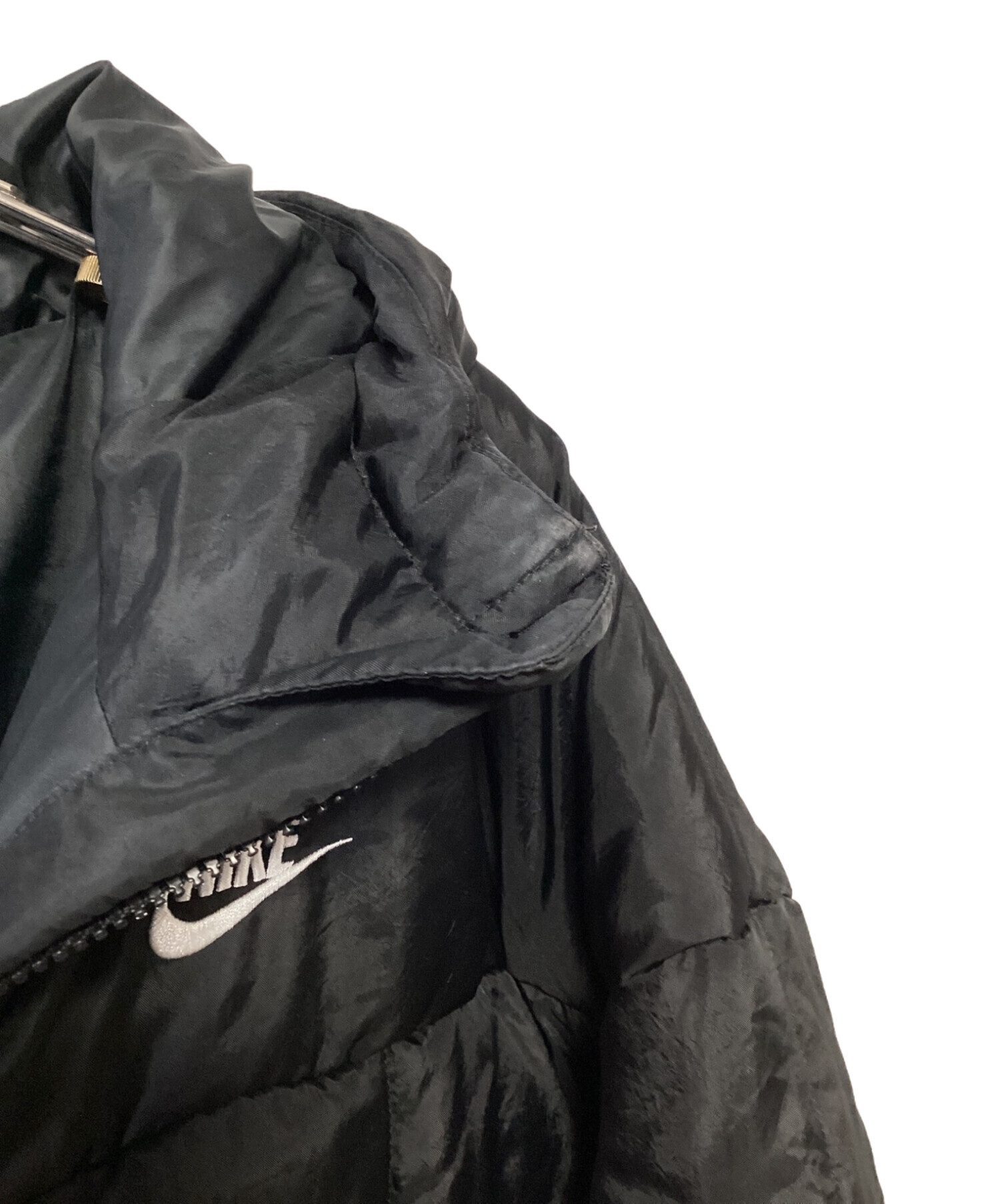 Nike ナイキ　古着　中綿ジャケット ブルゾン ブラック　黒 中古・古着通販】NIKE (ナイキ) 中綿ジャケット ブラック サイズ:M