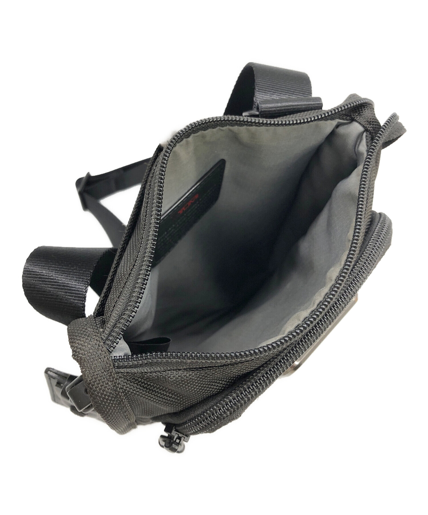 中古・古着通販】TUMI (トゥミ) ポケット・バッグ・スモール ブラック