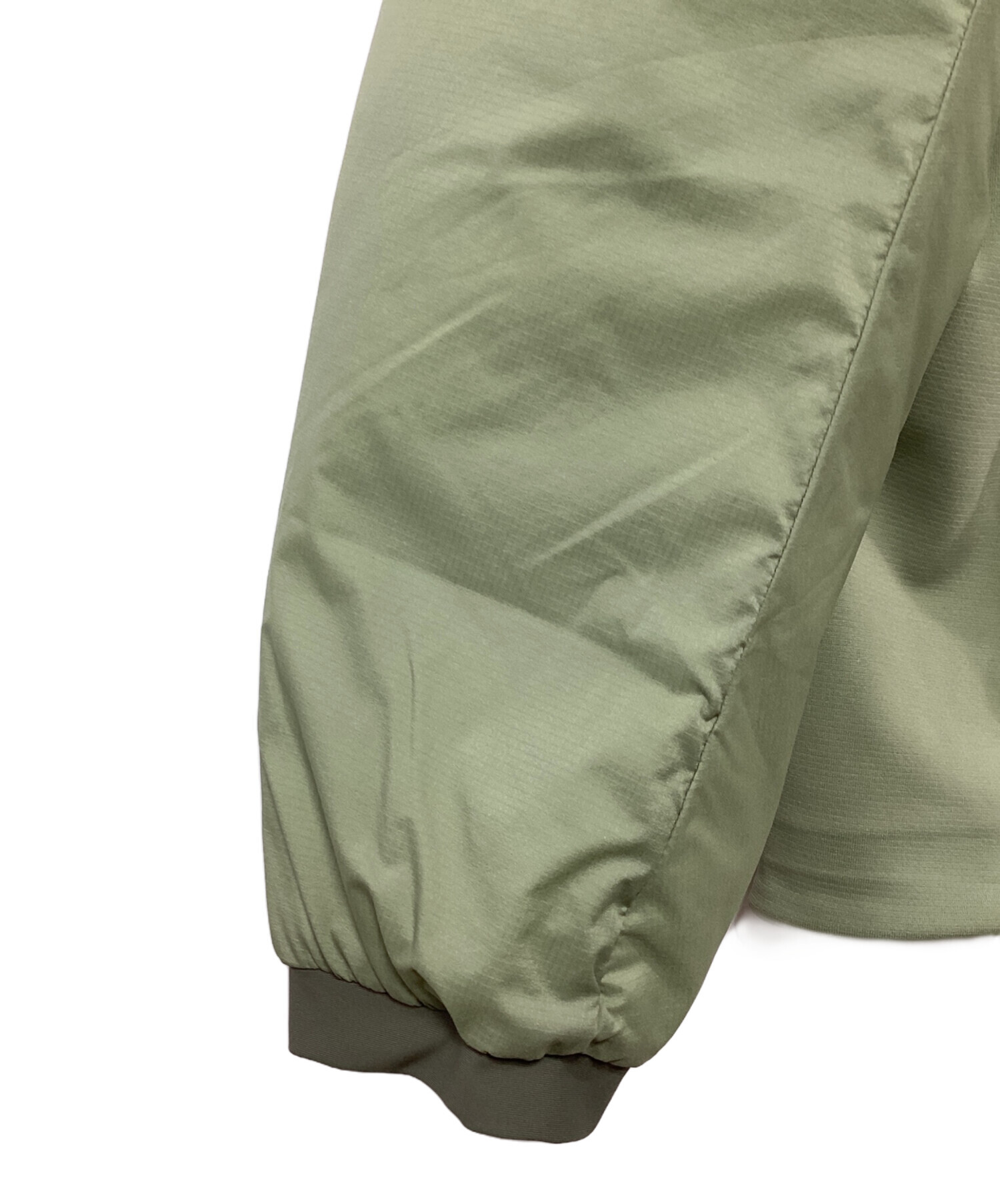 中古・古着通販】ARC'TERYX (アークテリクス) アトムフーディ M カーキ