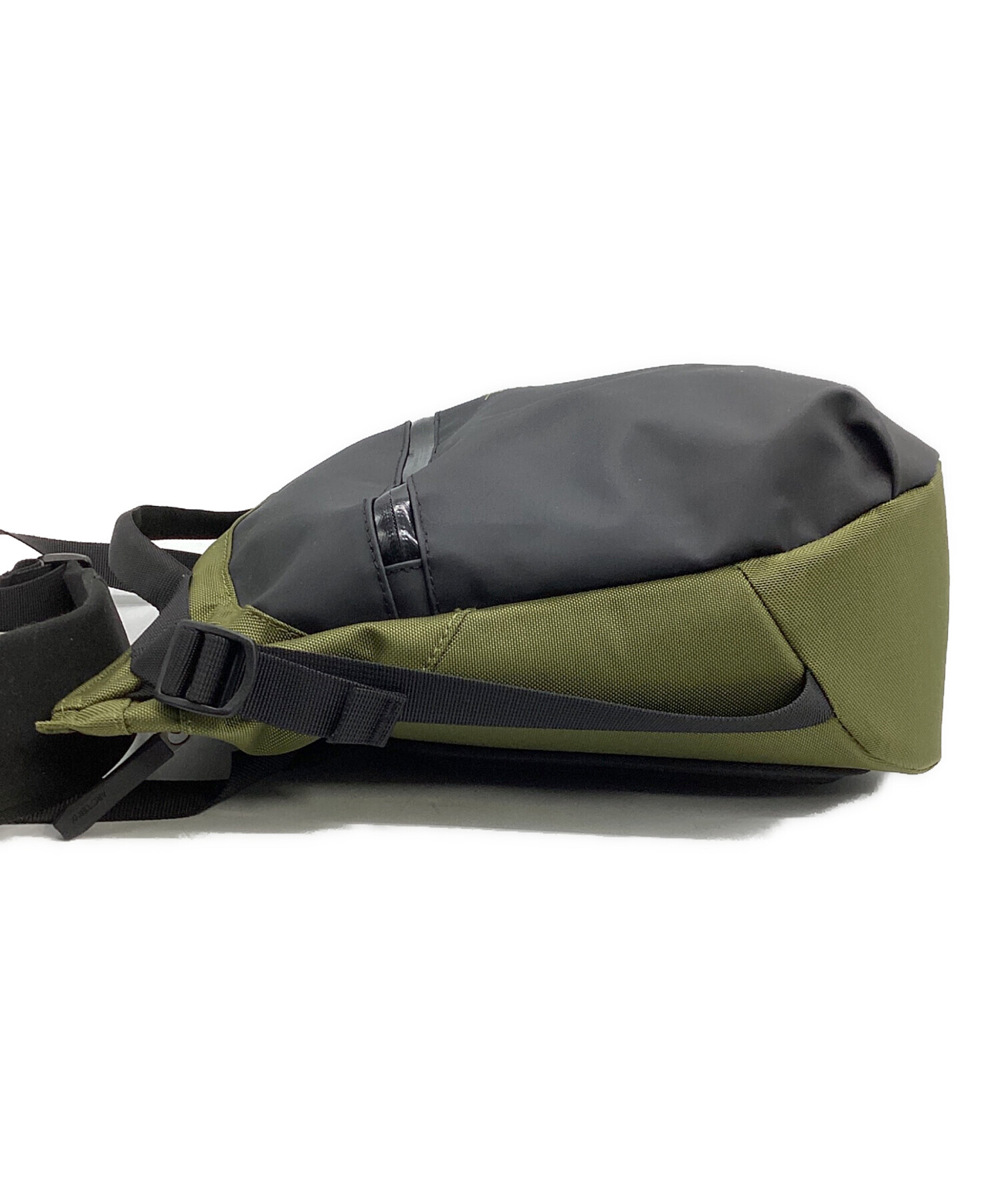 中古・古着通販】ARC'TERYX (アークテリクス) ARRO 8 SHOULDER BAG