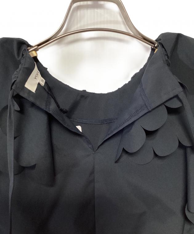 中古・古着通販】YORI (ヨリ) たっぷりスカラップブラウス ブラック