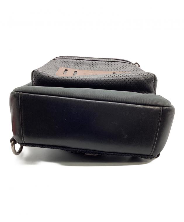 中古・古着通販】COACH (コーチ) ボディーバッグ ブラック×ブラウン