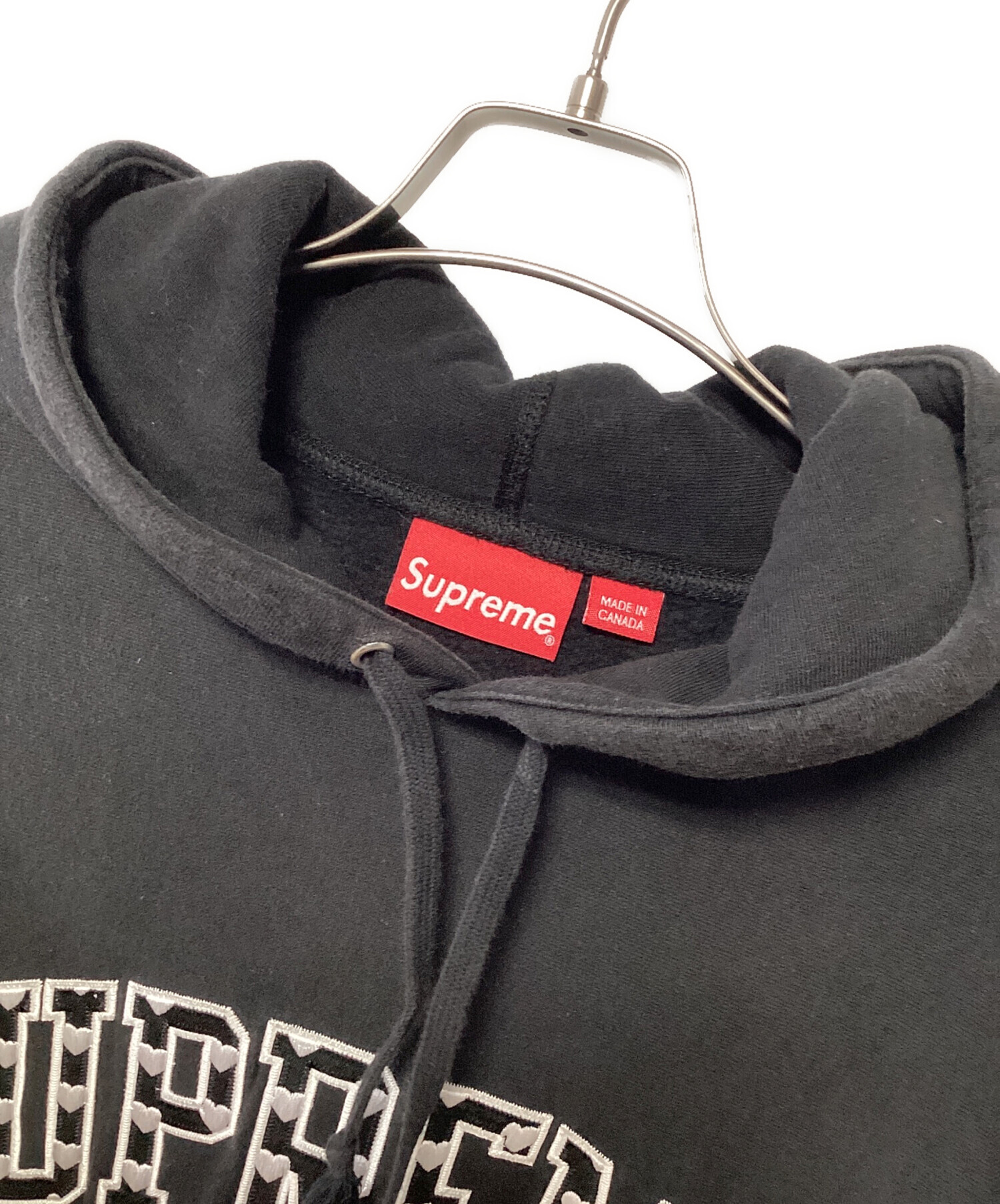 中古・古着通販】SUPREME (シュプリーム) パーカー ブラック サイズ
