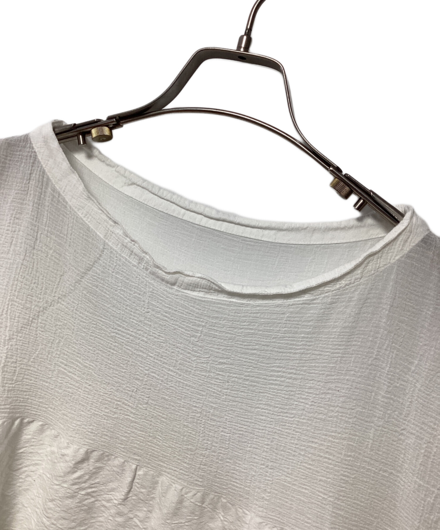ミーバイイッセイミヤケ　ノースリーブ　カットソー　ホワイト 中古・古着通販】ISSEY MIYAKE me (イッセイ ミヤケ ミー