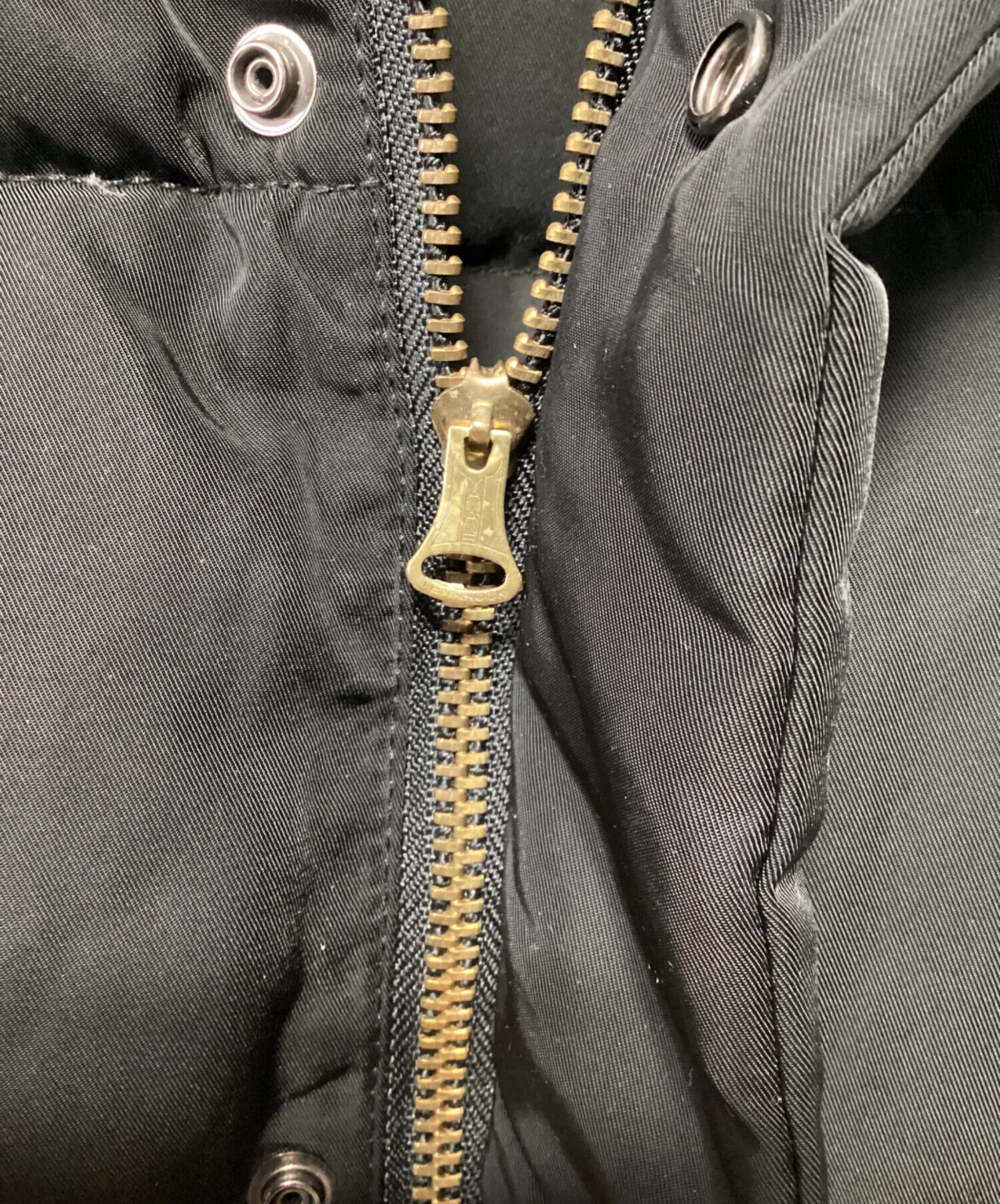 中古・古着通販】EVISU (エヴィス) ダウンベスト ブラック サイズ:42