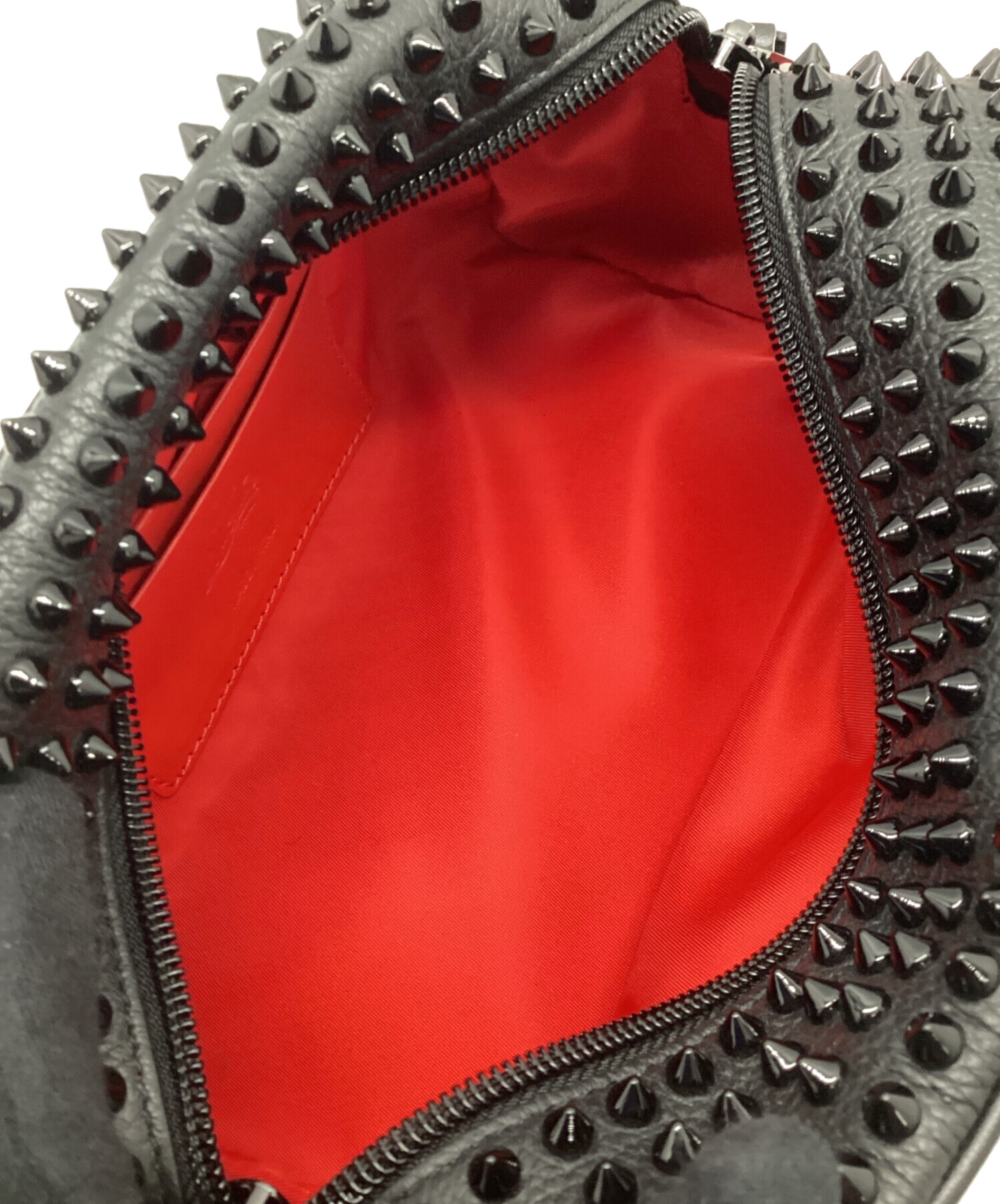 Christian Louboutin スタッズ レザー リボン クラッチバッグ 中古・古着通販】Christian Louboutin (クリスチャン・ルブタン
