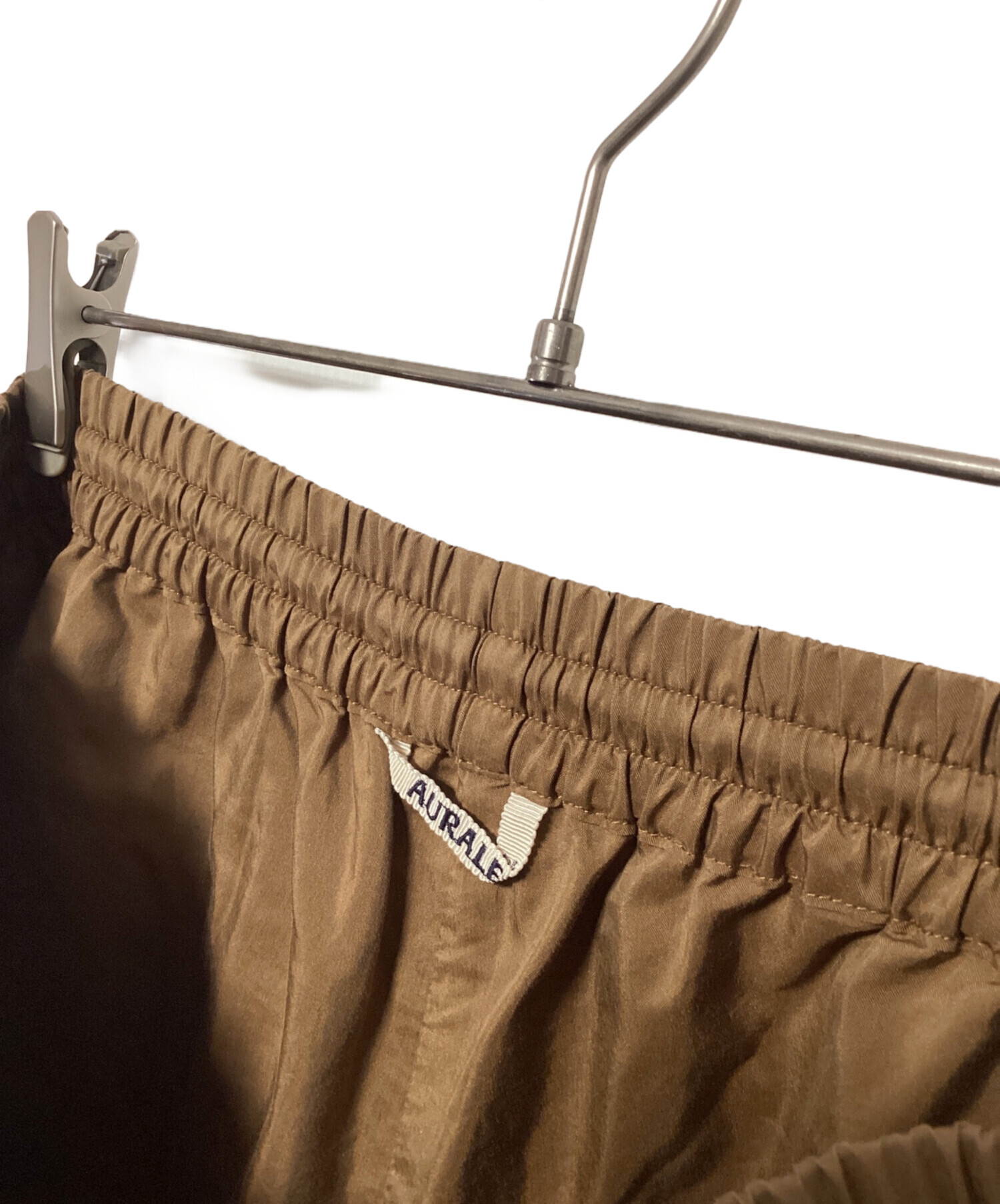 中古・古着通販】AURALEE (オーラリー) ショートパンツ ブラウン