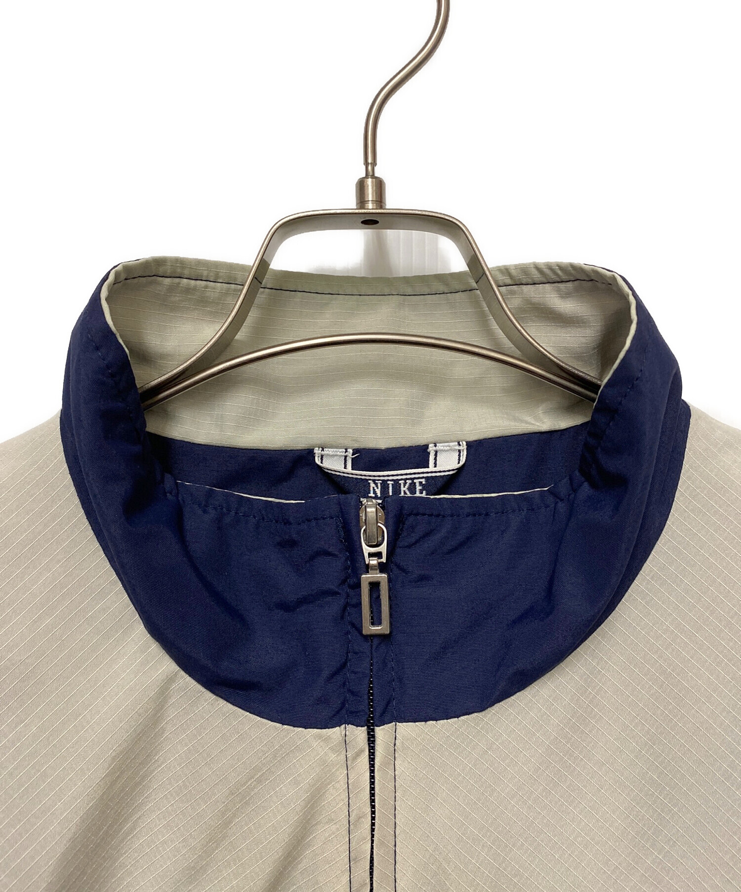 中古・古着通販】NIKE (ナイキ) ジャケット ネイビー×ベージュ サイズ