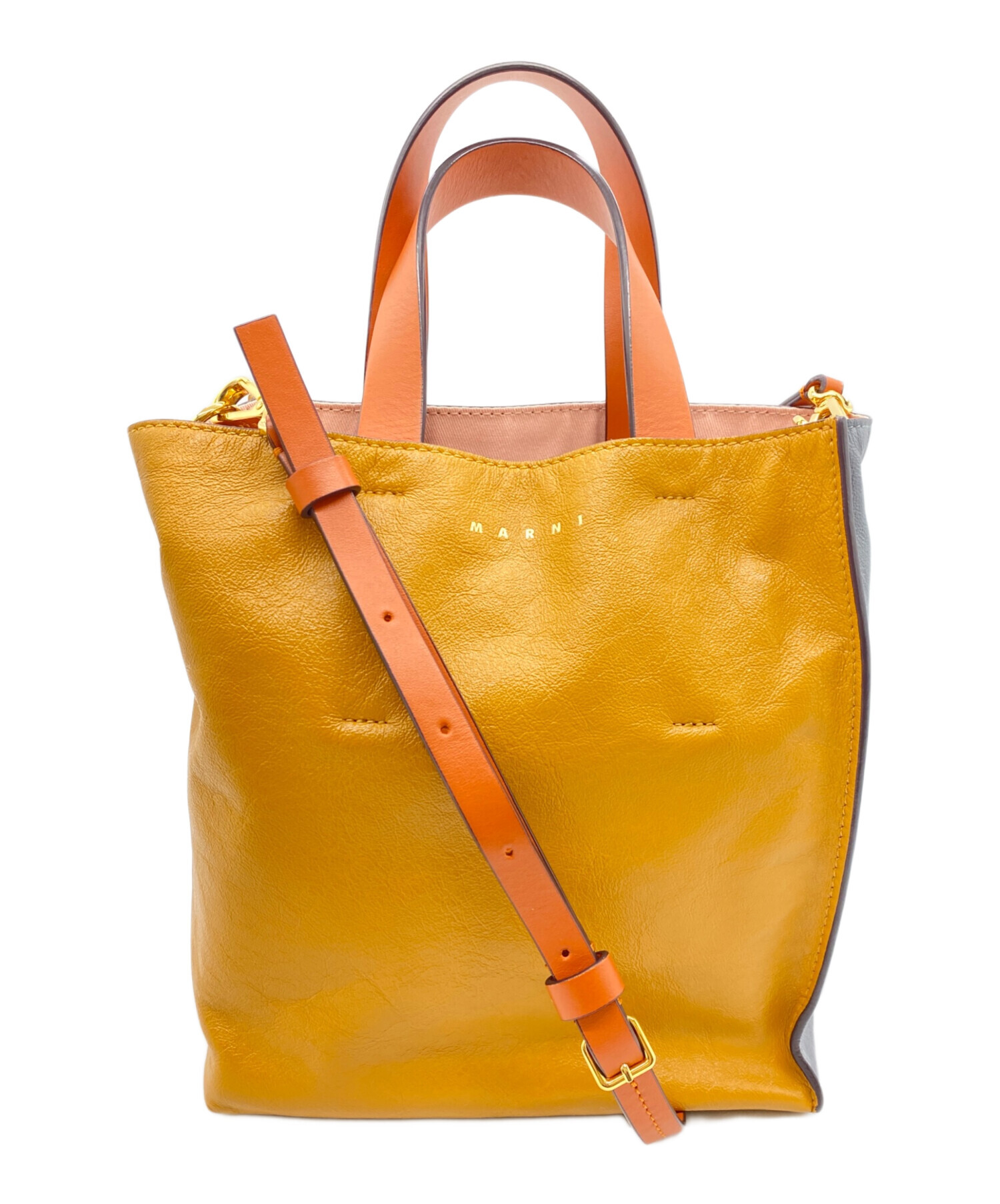 中古・古着通販】MARNI (マルニ) レザー製 MUSEO SOFTミニバッグ
