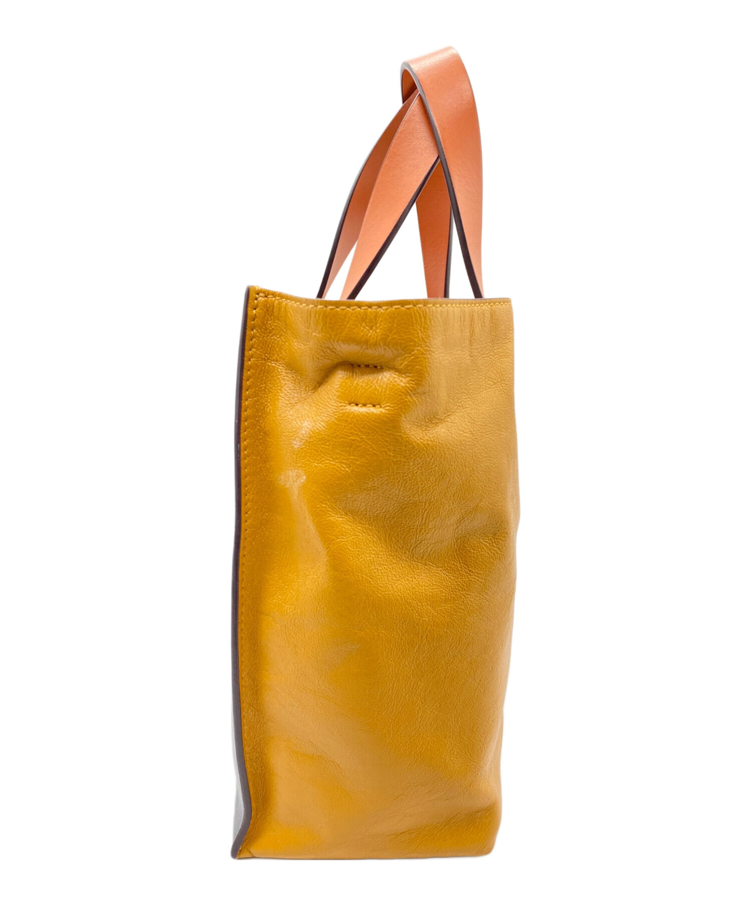 MARNI MUSEO SOFT オレンジ レザー ショルダーバッグ 中古・古着通販】MARNI (マルニ) レザー製 MUSEO SOFTミニバッグ