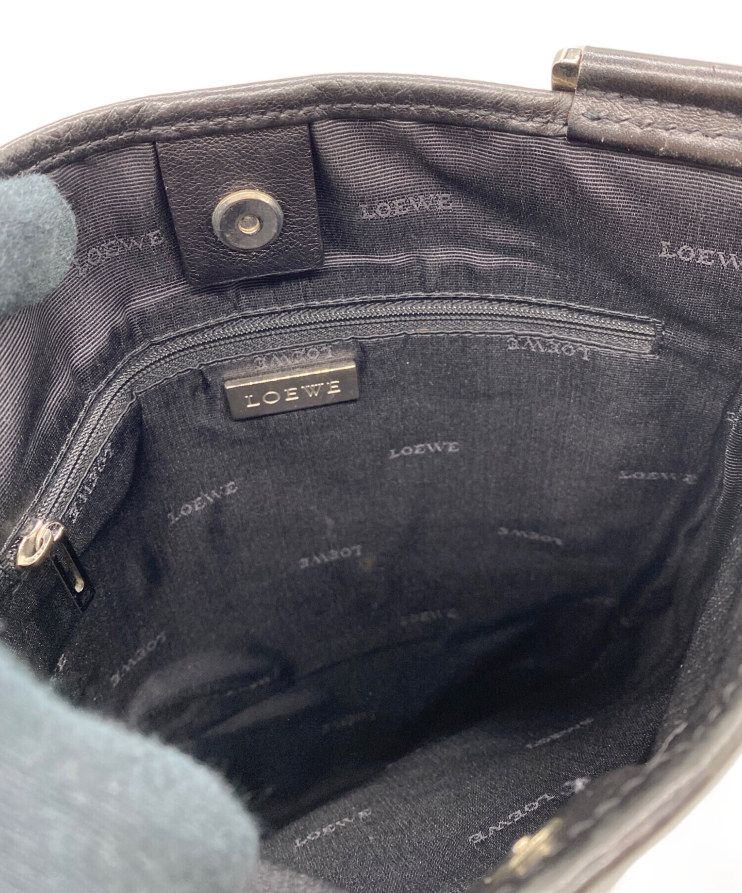 中古・古着通販】LOEWE (ロエベ) レザーショルダーバッグ ブラック