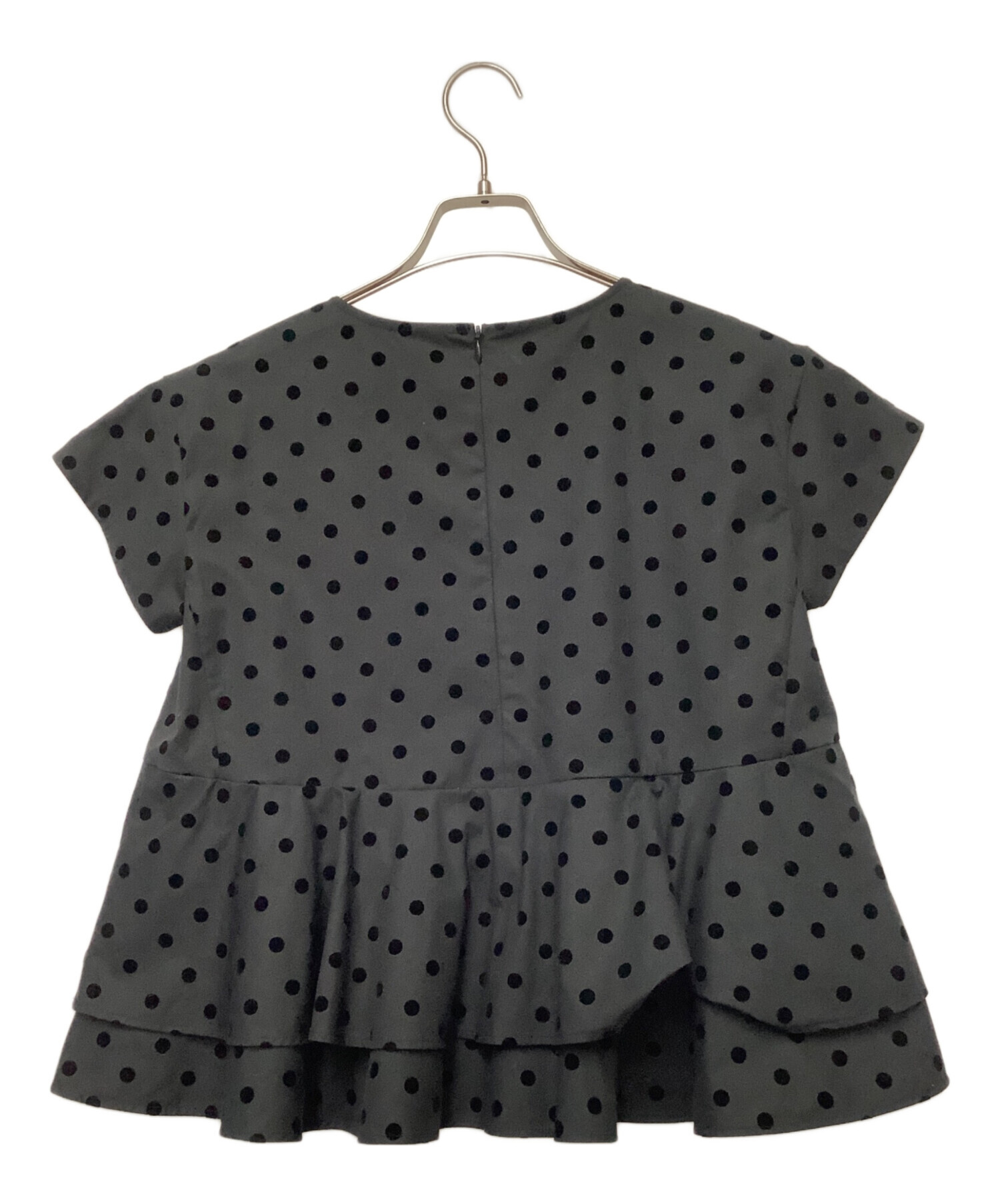 yori ヨリ Tシャツ・カットソー F 黒 【古着】【中古】 中古・古着通販】yori (ヨリ) 半袖ブラウス ブラック サイズ:36