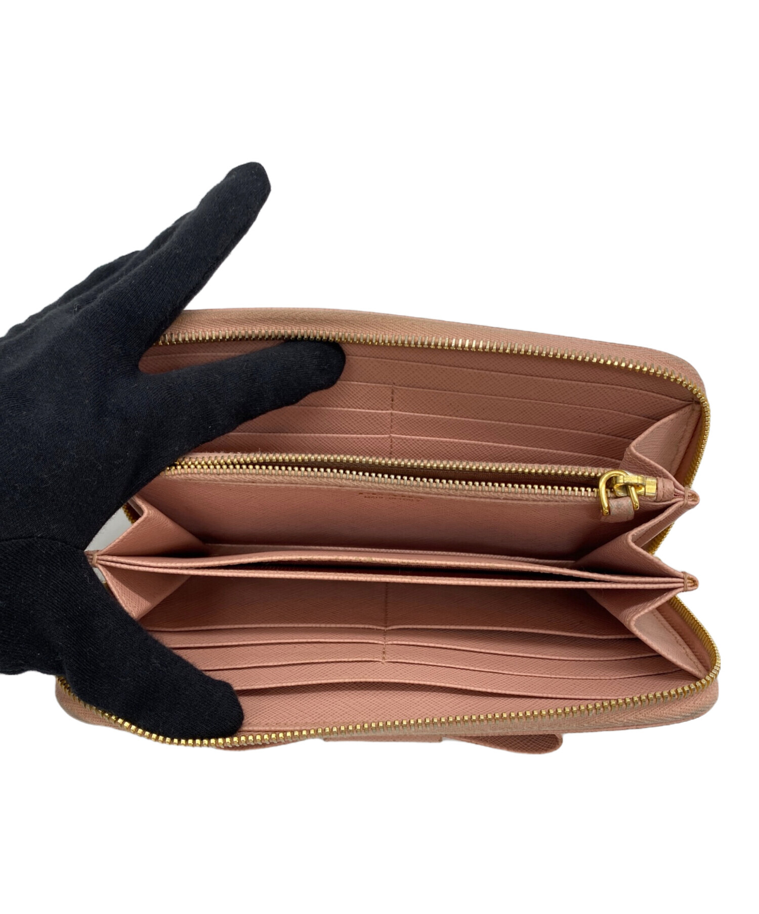 新品未使用 プラダ 財布 リボン ピンク クラッチ ラウンドジップ ウォレット 中古・古着通販】PRADA (プラダ) リボンラウンドファスナー財布 ピンク