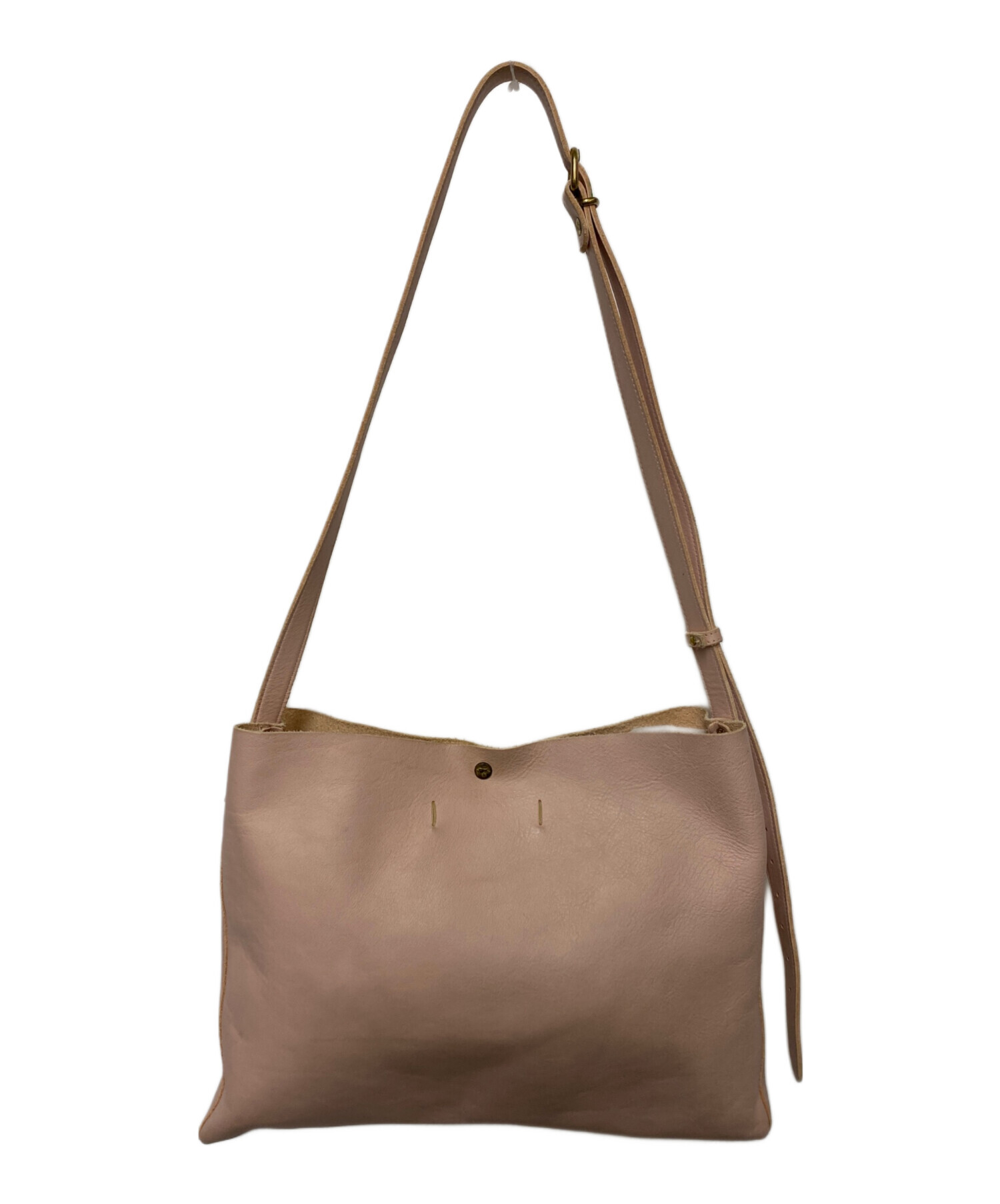 中古・古着通販】IL BISONTE (イル ビゾンテ) ショルダーバッグ ピンク 中古・古着通販】IL BISONTE (イル ビゾンテ) ショルダーバッグ ピンク