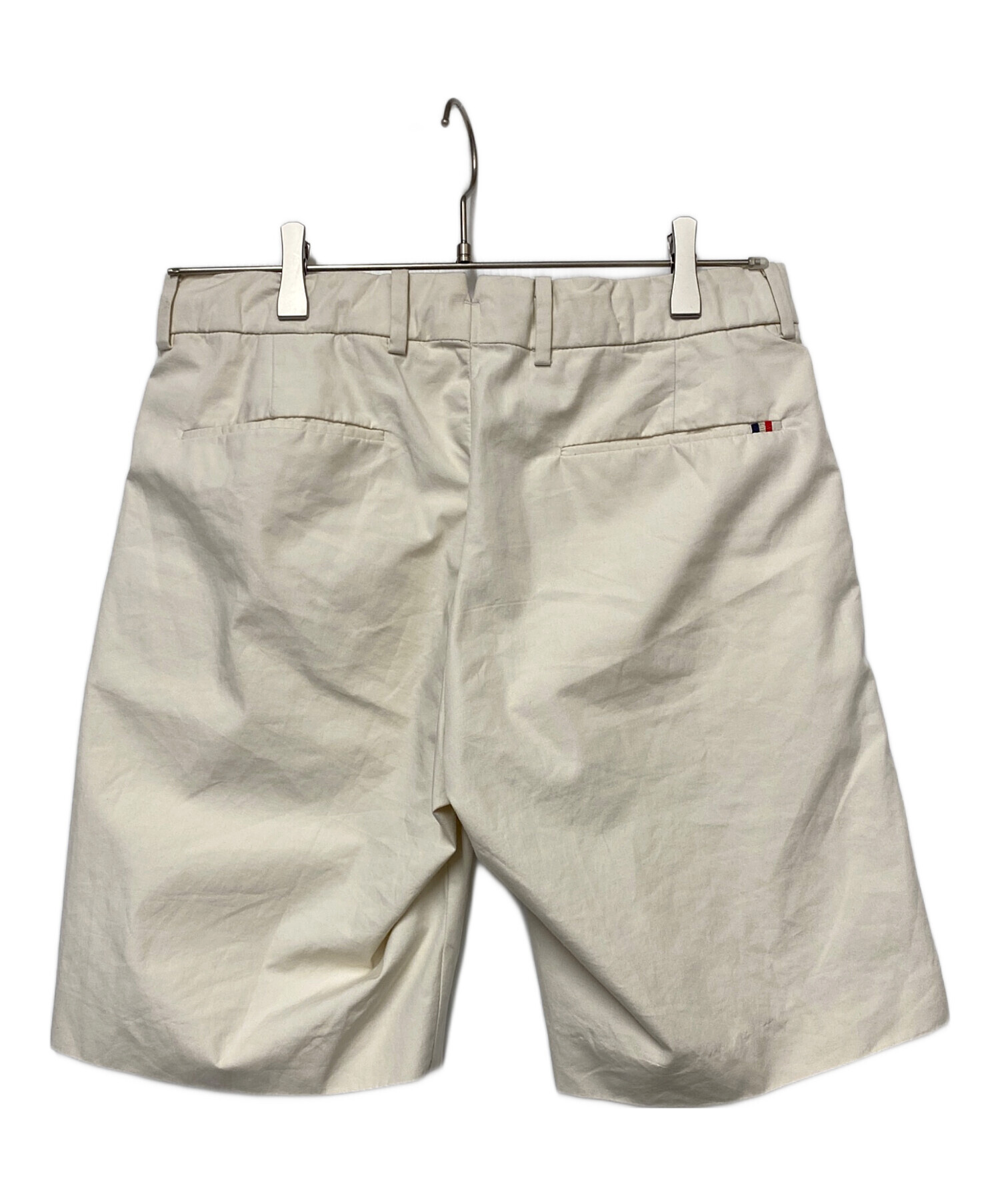 モンクレールハーフパンツ 中古・古着通販】MONCLER (モンクレール) ハーフパンツ アイボリー