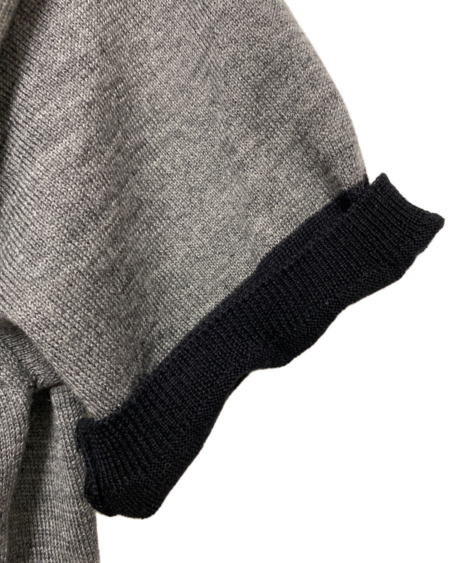 中古・古着通販】PRADA (プラダ) 半袖ニット グレー×ブラック サイズ