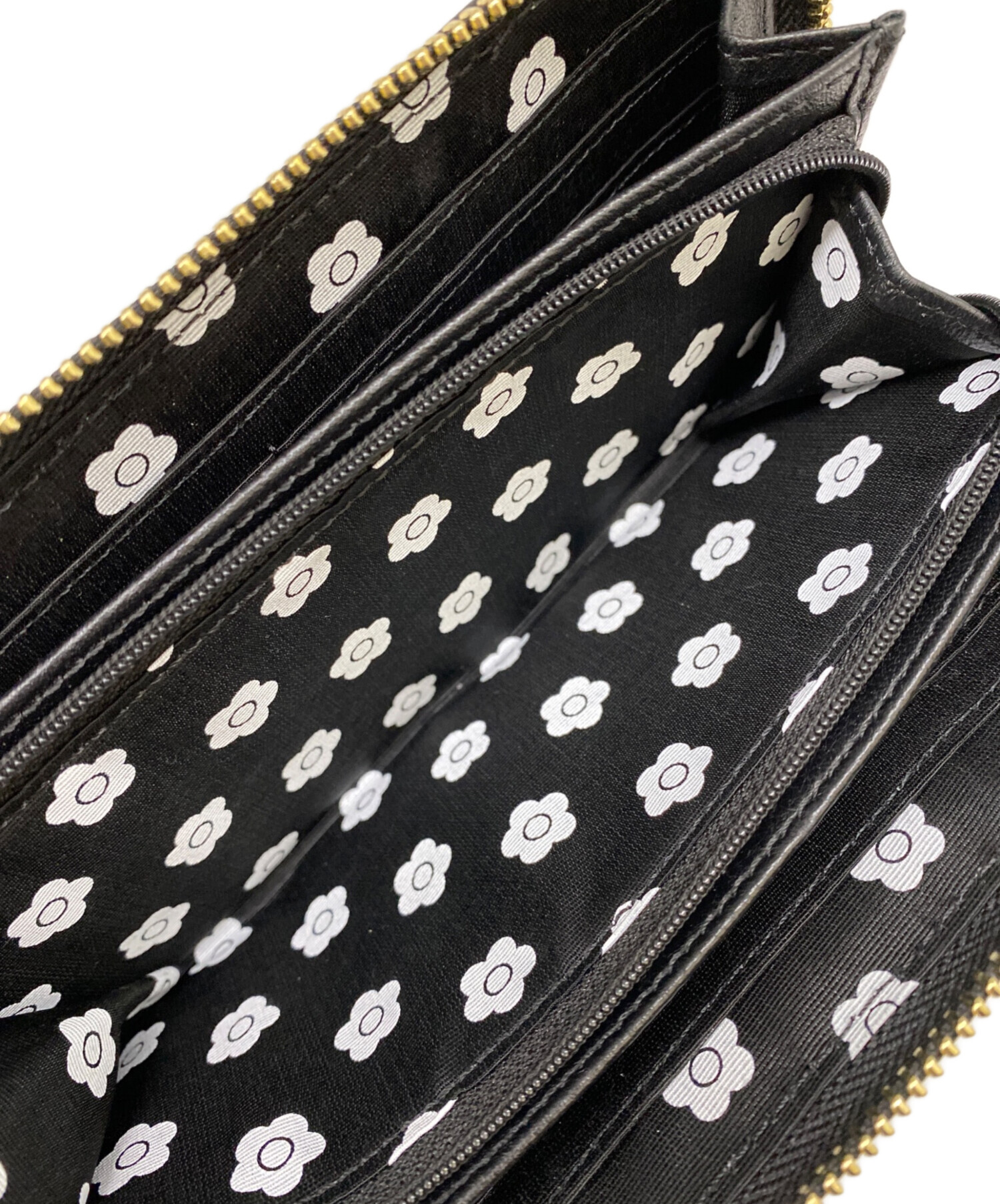 中古・古着通販】MARY QUANT (マリークヮント) 長財布 ブラック