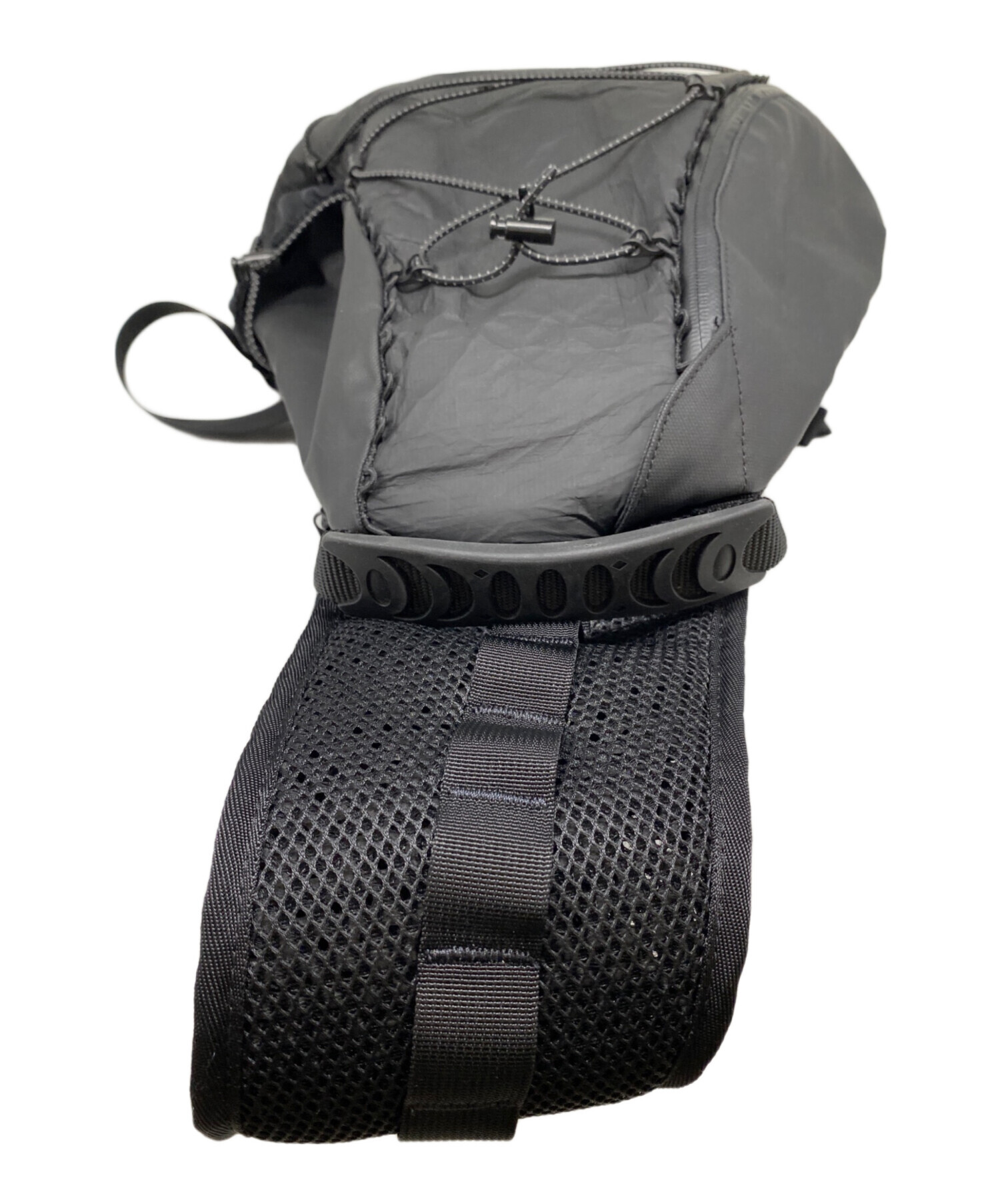 中古・古着通販】OAKLEY (オークリー) ラチチュード スリングバッグ