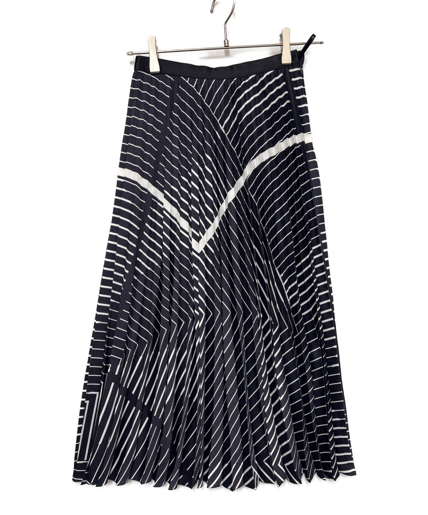 ⭐️新品⭐️ アナイ　ANAYI ¥3.7万　ホースプリント　スカート　サイズ36 中古・古着通販】ANAYI (アナイ) ANAYI 幾何プリントスカート ネイビー