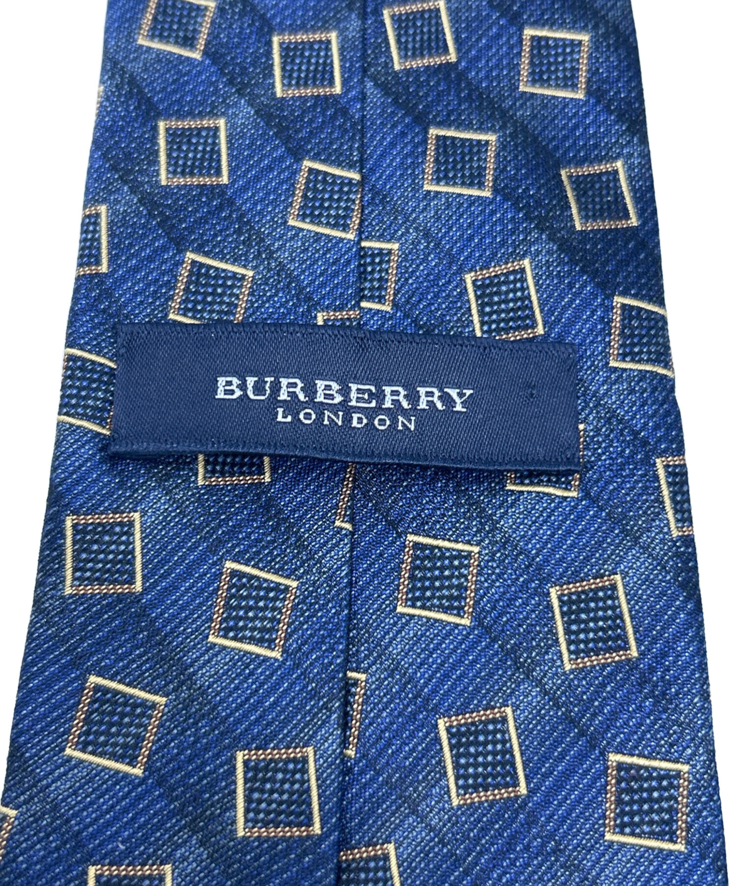n*n様 BURBERRY LONDON ENGLAND ネクタイ 未使用品 中古・古着通販】BURBERRY LONDON (バーバリーロンドン) ネクタイ