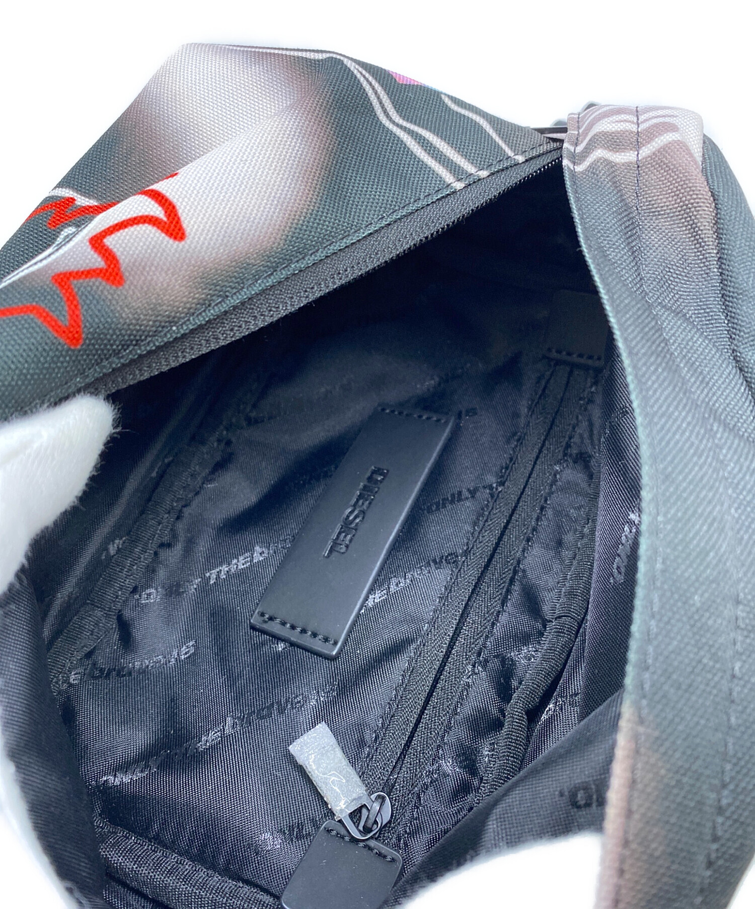 中古・古着通販】DIESEL (ディーゼル) ボディバッグ ブラック