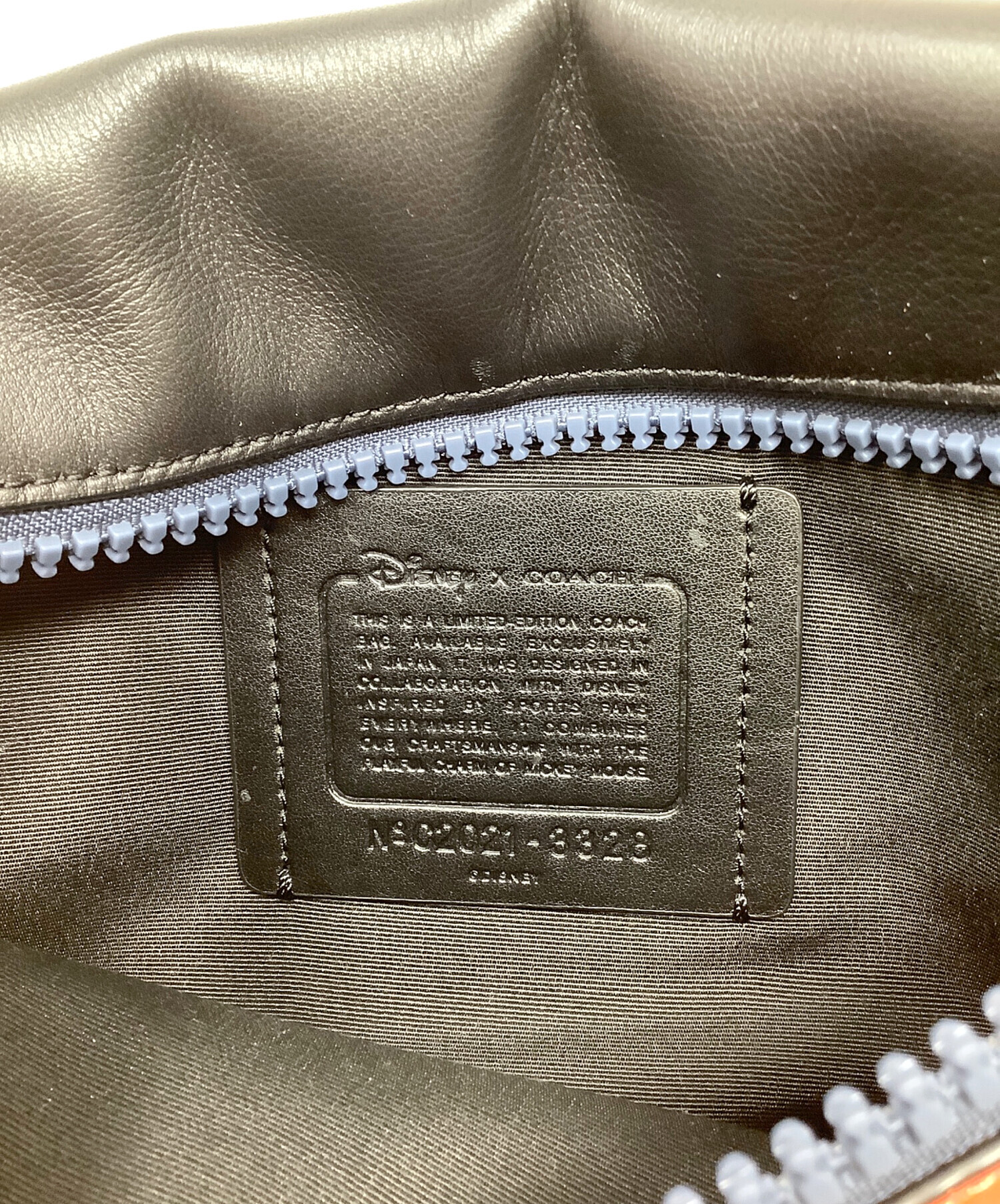 中古・古着通販】COACH (コーチ) DISNEY (ディズニー) ボディバッグ