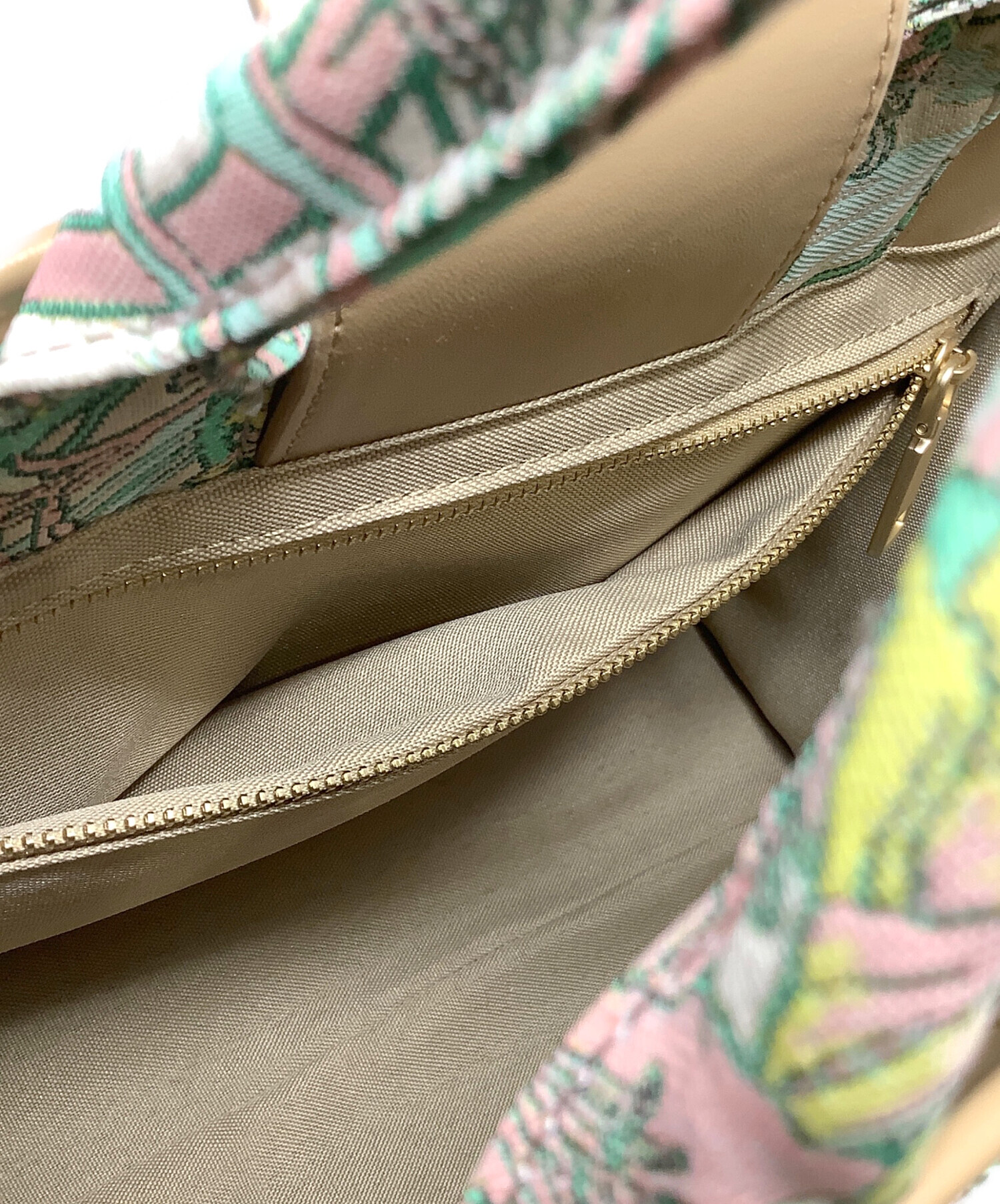 中古・古着通販】Mucha (ミュシャ) ジャガードトートバッグ Mucha