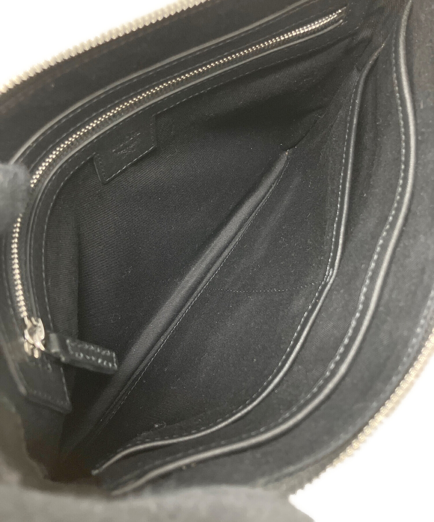 中古・古着通販】MCM (エムシーエム) クラッチバッグ MCM（エムシー