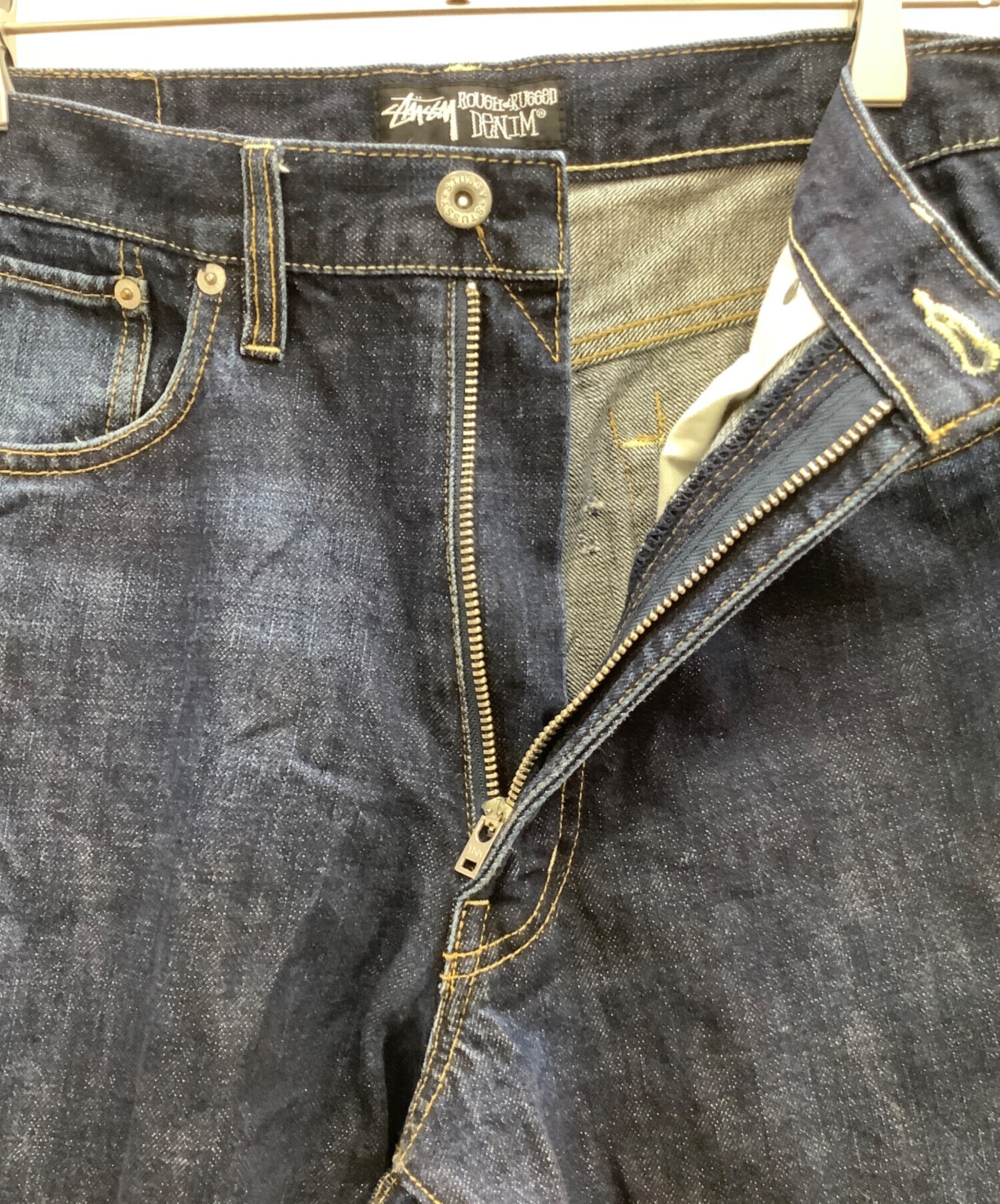 中古・古着通販】stussy (ステューシー) ペイントロゴデニムパンツ