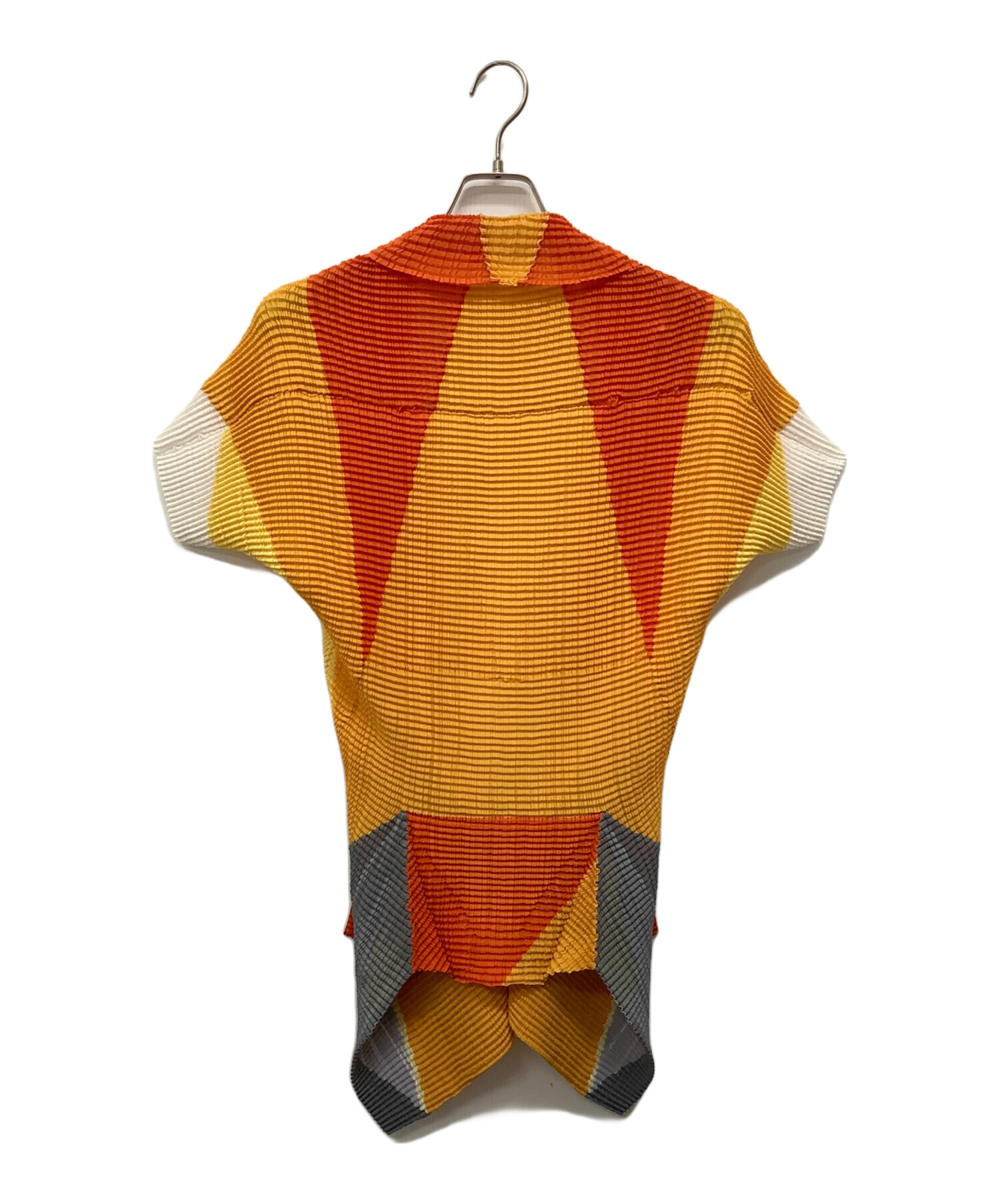 ISSEY MIYAKE オレンジ プリーツ　カーディガン　サイズ２ 中古・古着通販】ISSEY MIYAKE (イッセイミヤケ) プリーツカーディガン