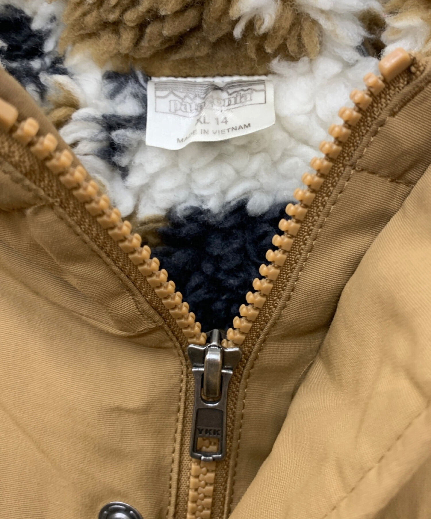 中古・古着通販】Patagonia (パタゴニア) ボアジャケット キャメル 