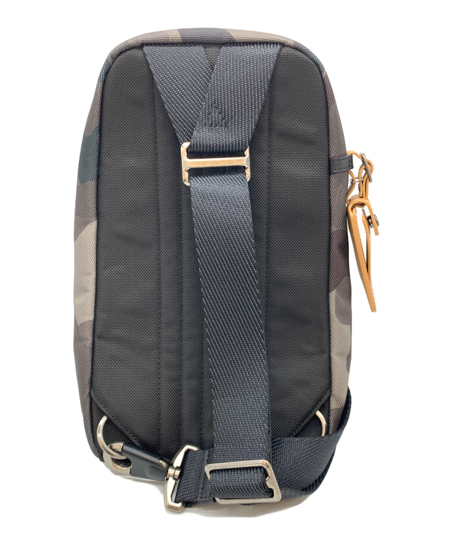 中古・古着通販】TUMI (トゥミ) TUMI FIFE スリムスリングボディバッグ 