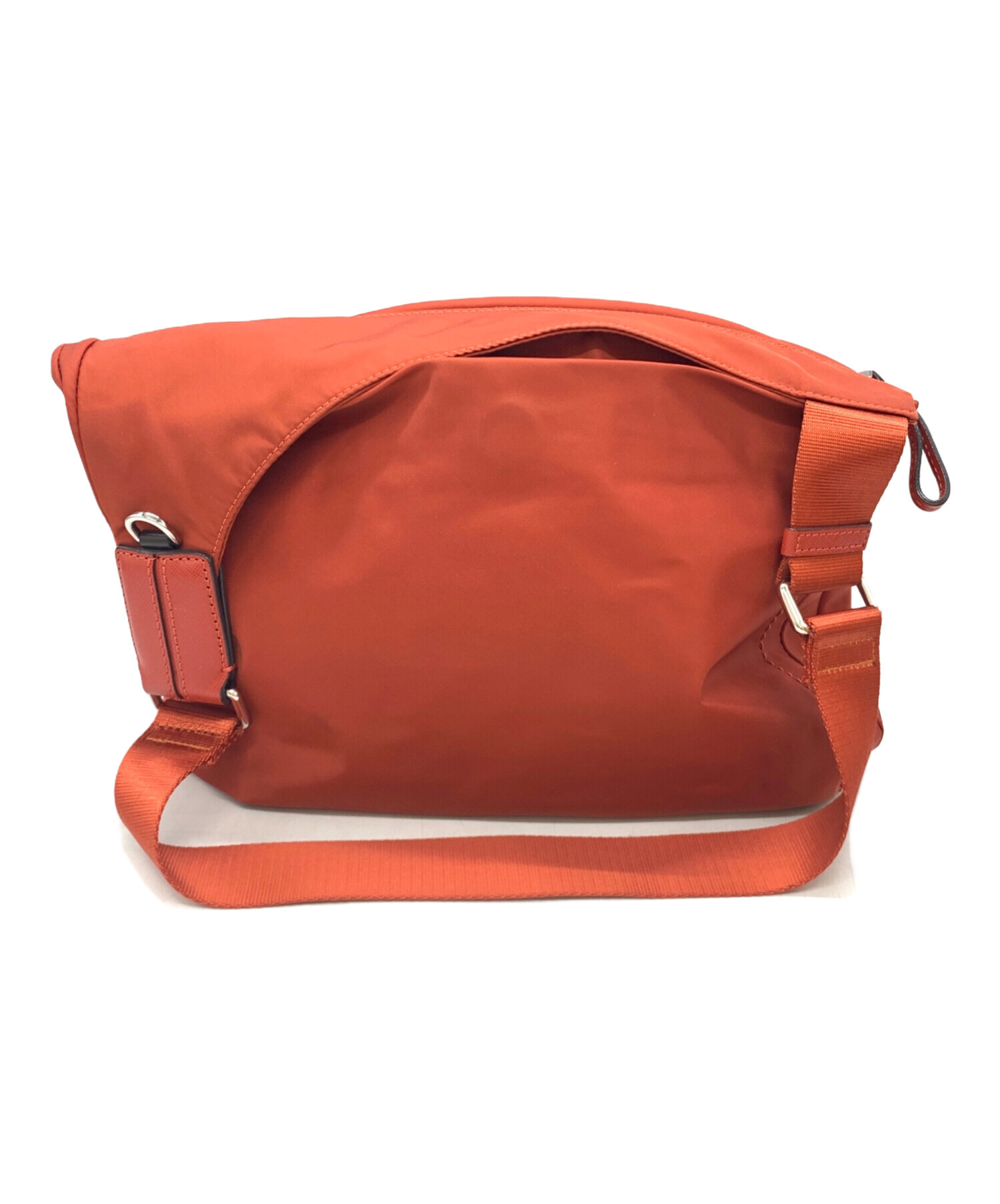 中古・古着通販】TUMI (トゥミ) ショルダーバッグ レッド｜ブランド 
