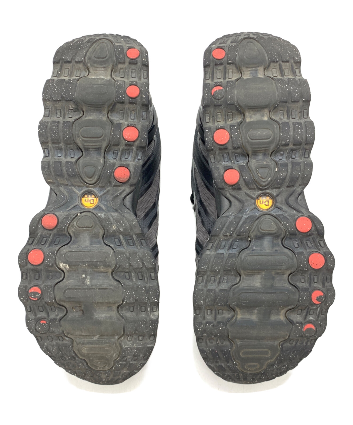 ナイキエアマックスDN8 トリプルブラック　28.5センチ2回のみ使用　美中古品 2025年最新】Yahoo!オークション -「エアマックスdn8」(NIKE)の中古品