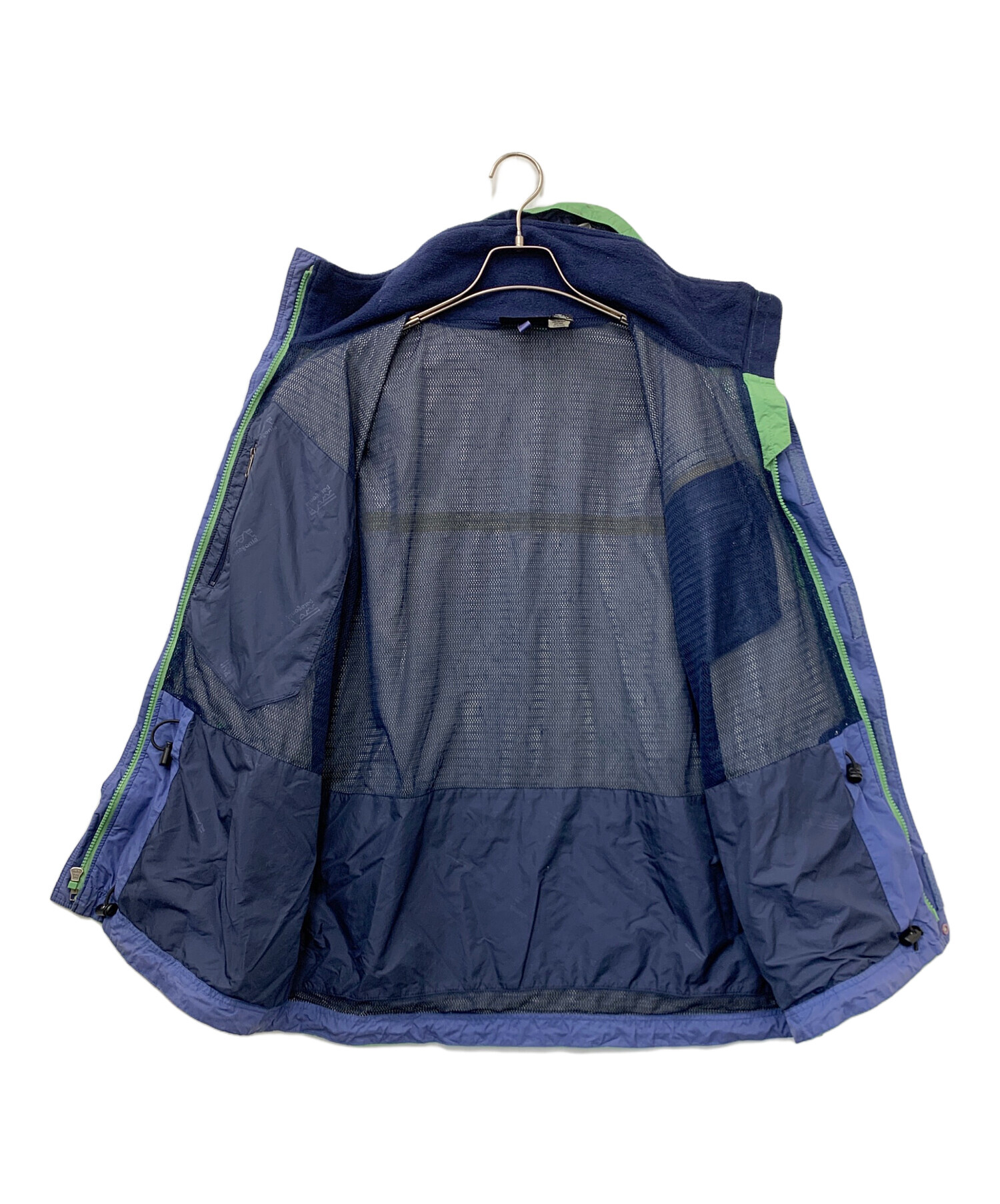 中古・古着通販】Patagonia (パタゴニア) マウンテンパーカー グリーン 中古・古着通販】Patagonia (パタゴニア) マウンテンパーカー グリーン