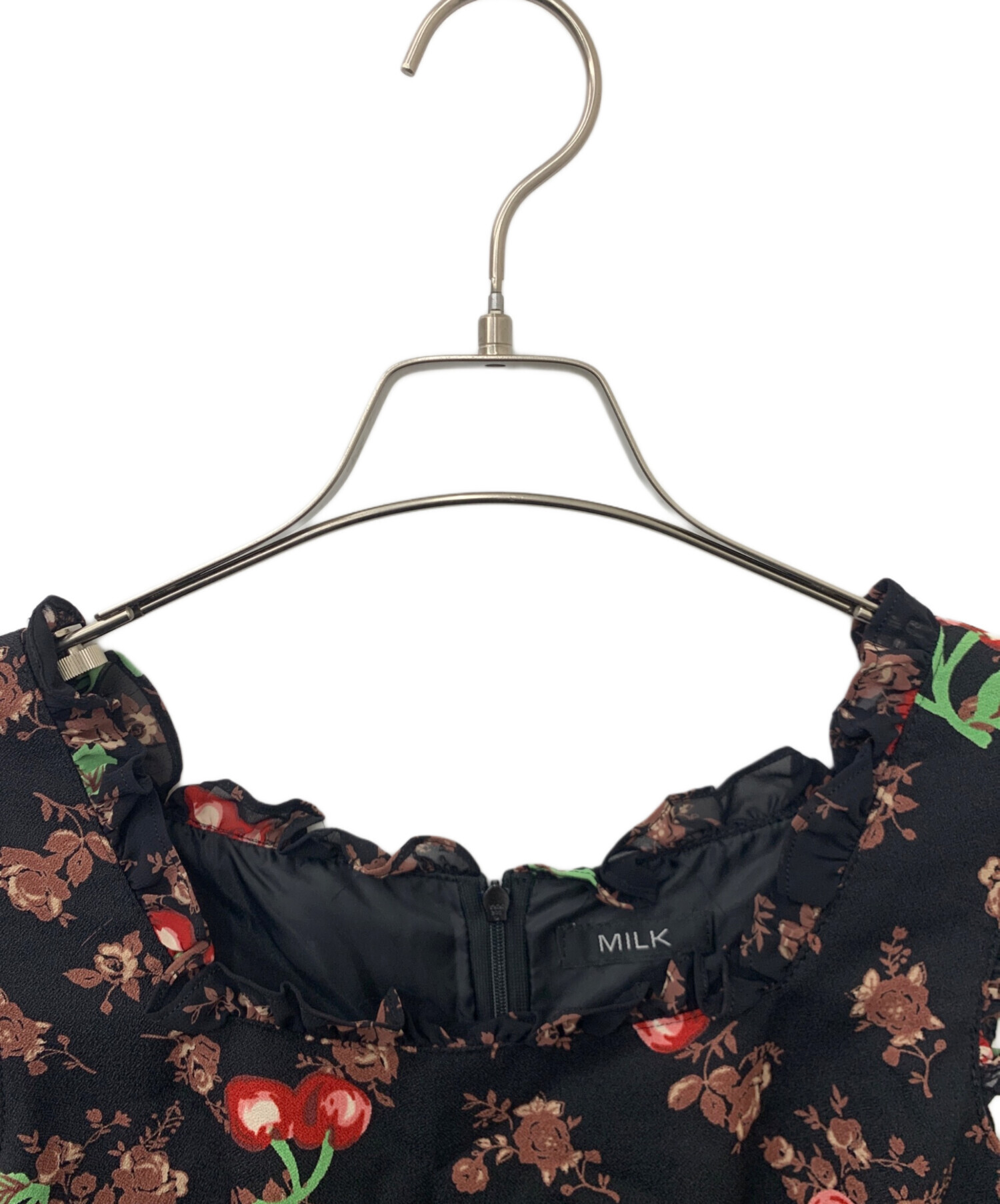 MILK ブラック ノースリーブ ワンピース 中古・古着通販】MILK (ミルク) ノースリーブ・キャミソールワンピース