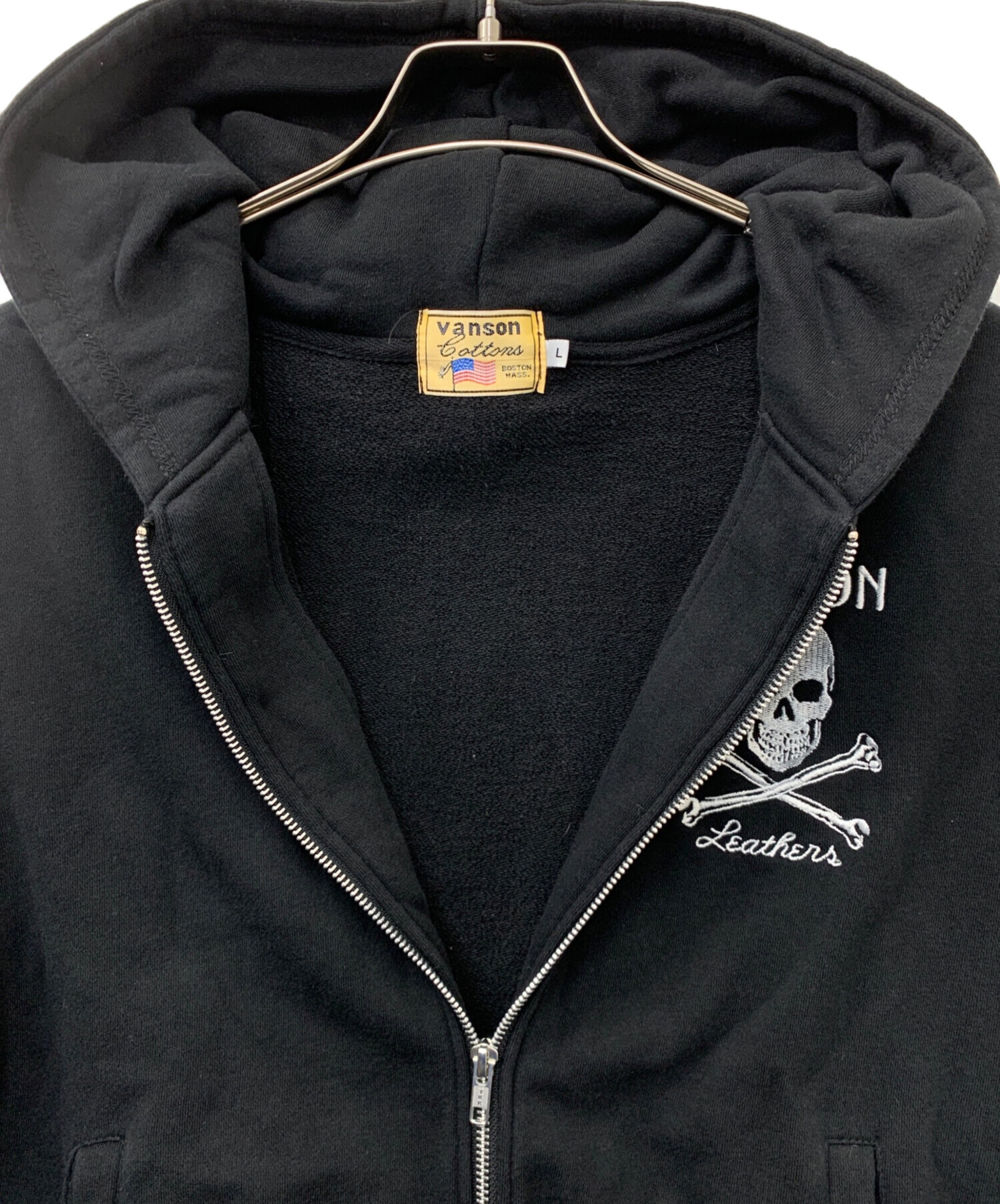 中古・古着通販】VANSON (バンソン) ジップパーカー ブラック サイズ:L 中古・古着通販】VANSON (バンソン) ジップパーカー ブラック サイズ:L