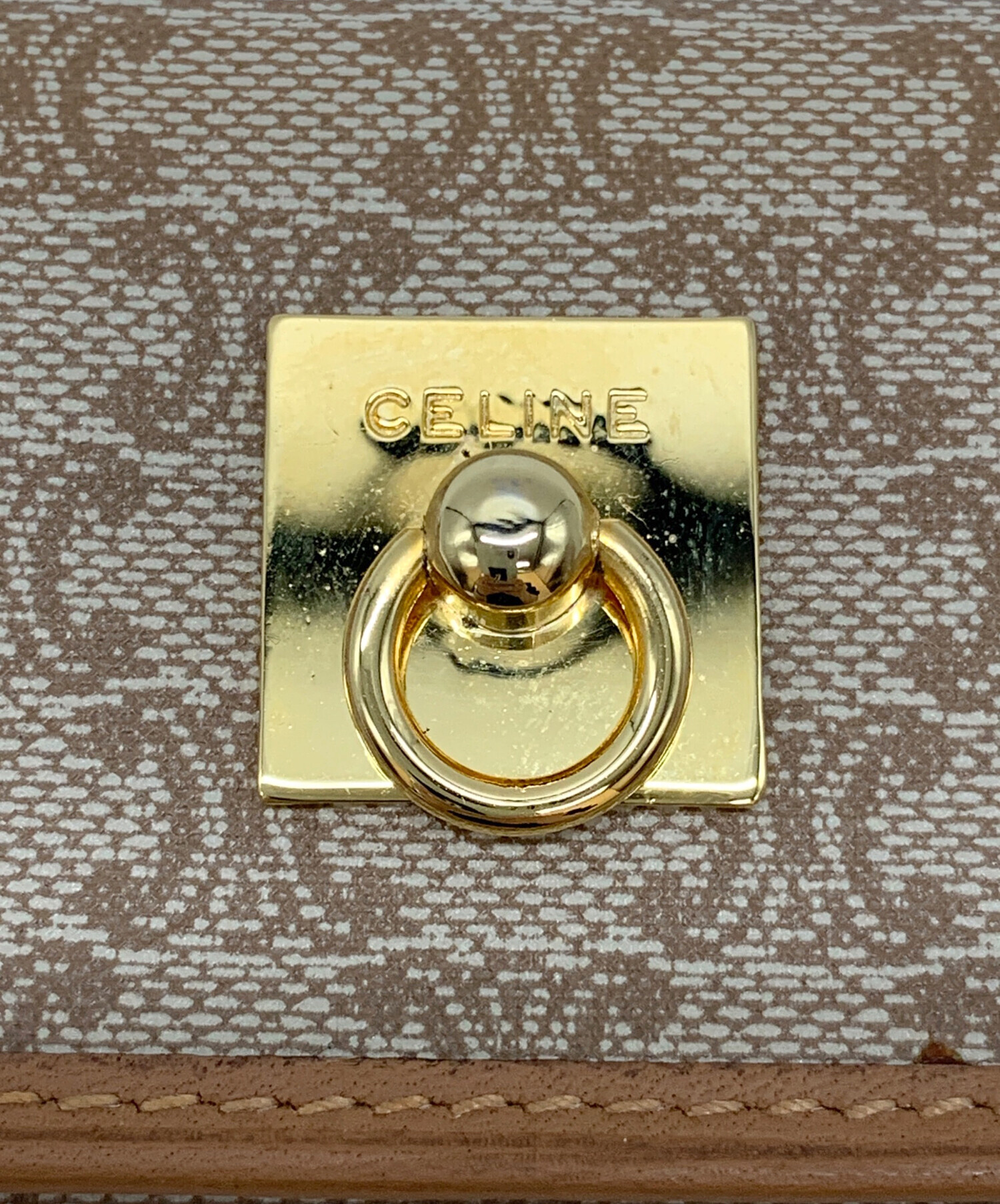 CELINEキルティングデザイン ケース ベージュ 中古・古着通販】CELINE (セリーヌ) 6連キーケース ベージュ｜ブランド
