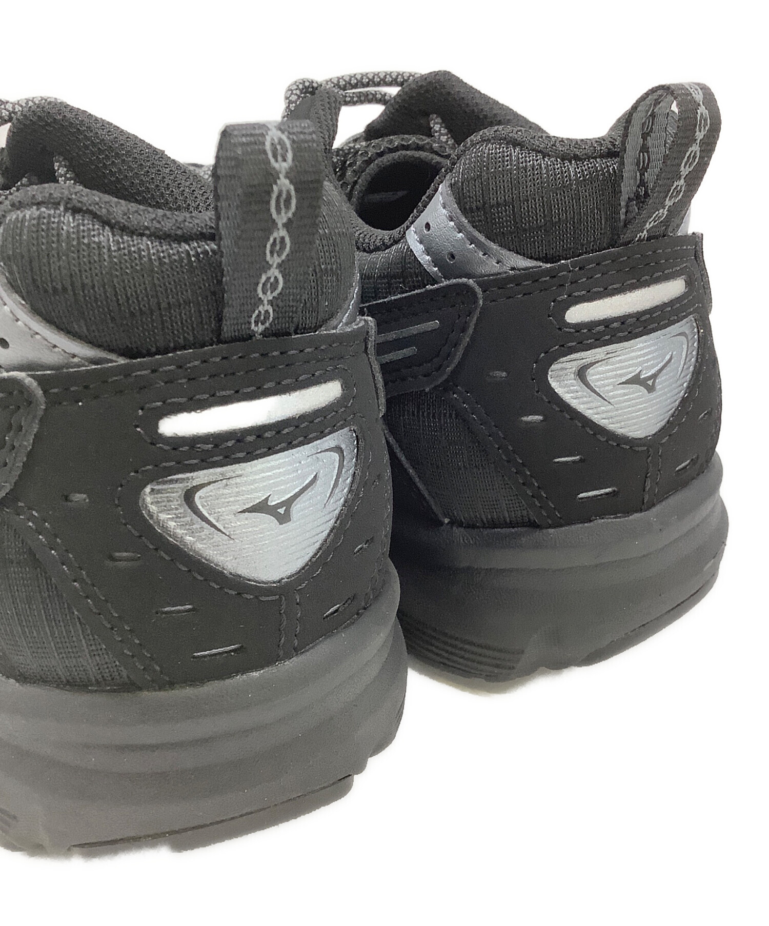 中古・古着通販】MIZUNO (ミズノ) MXR maximizer 13 ブラック サイズ