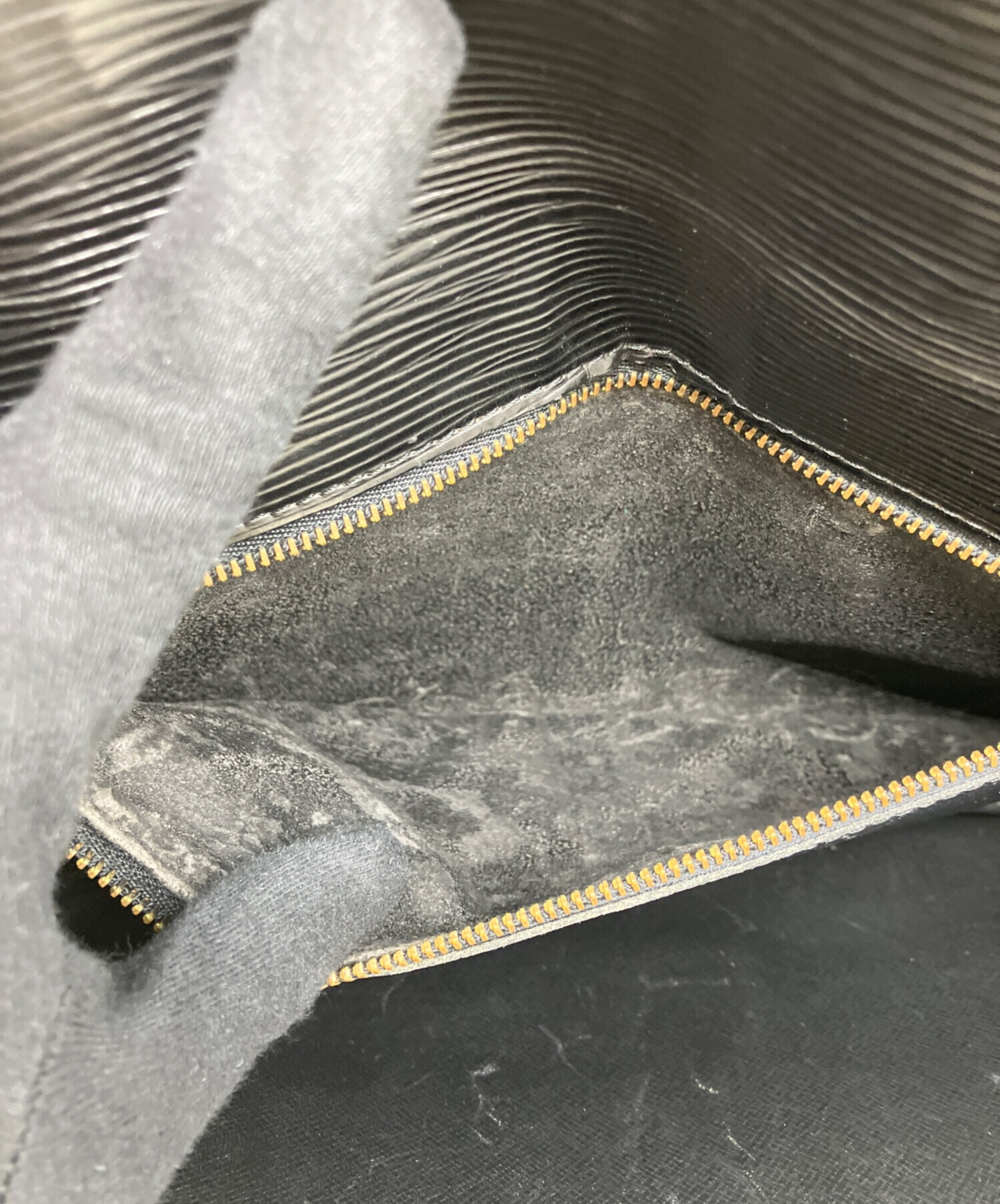 中古・古着通販】LOUIS VUITTON (ルイ ヴィトン) エピ クラッチバッグ