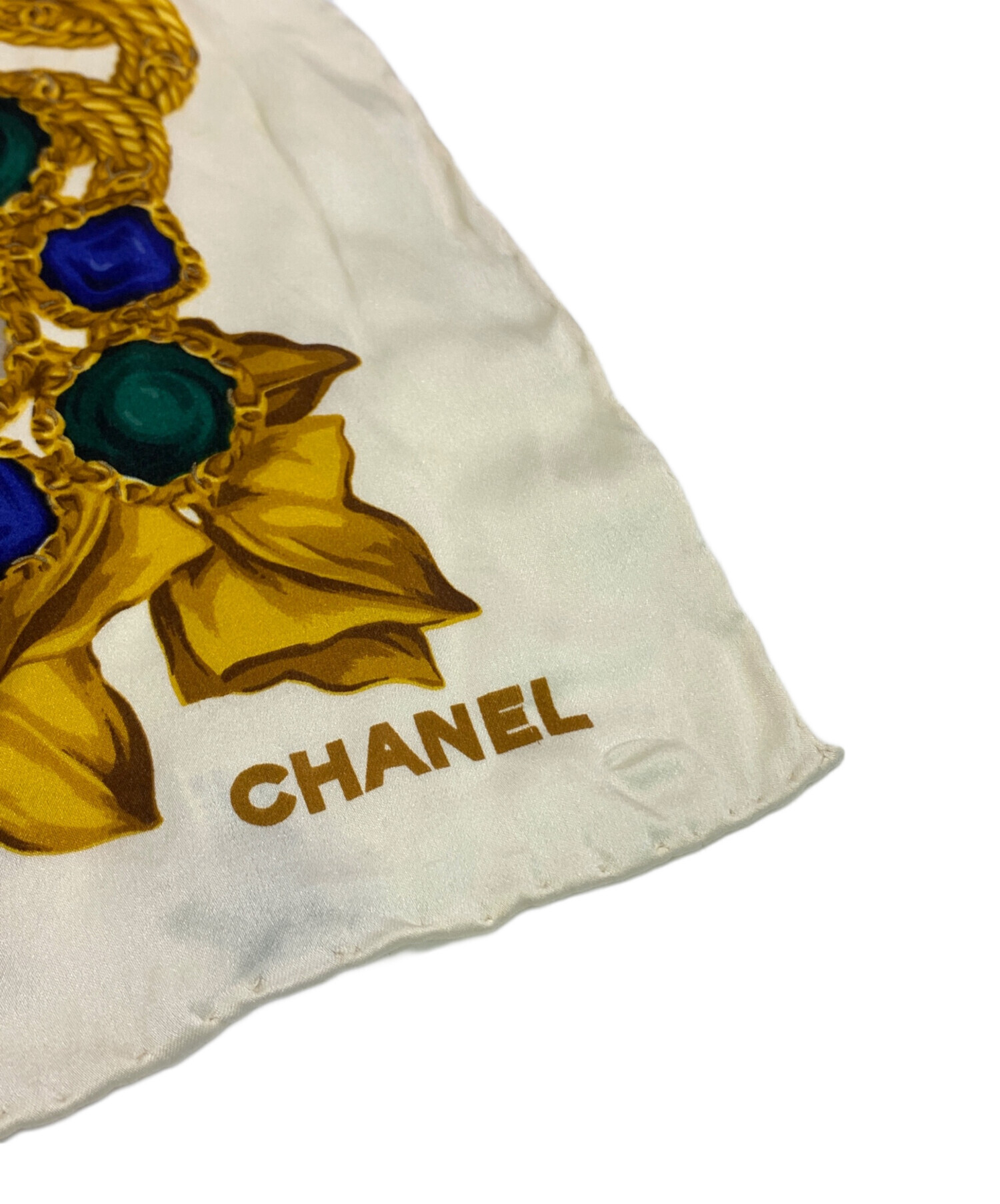 中古・古着通販】CHANEL (シャネル) シルクスカーフ ベージュ